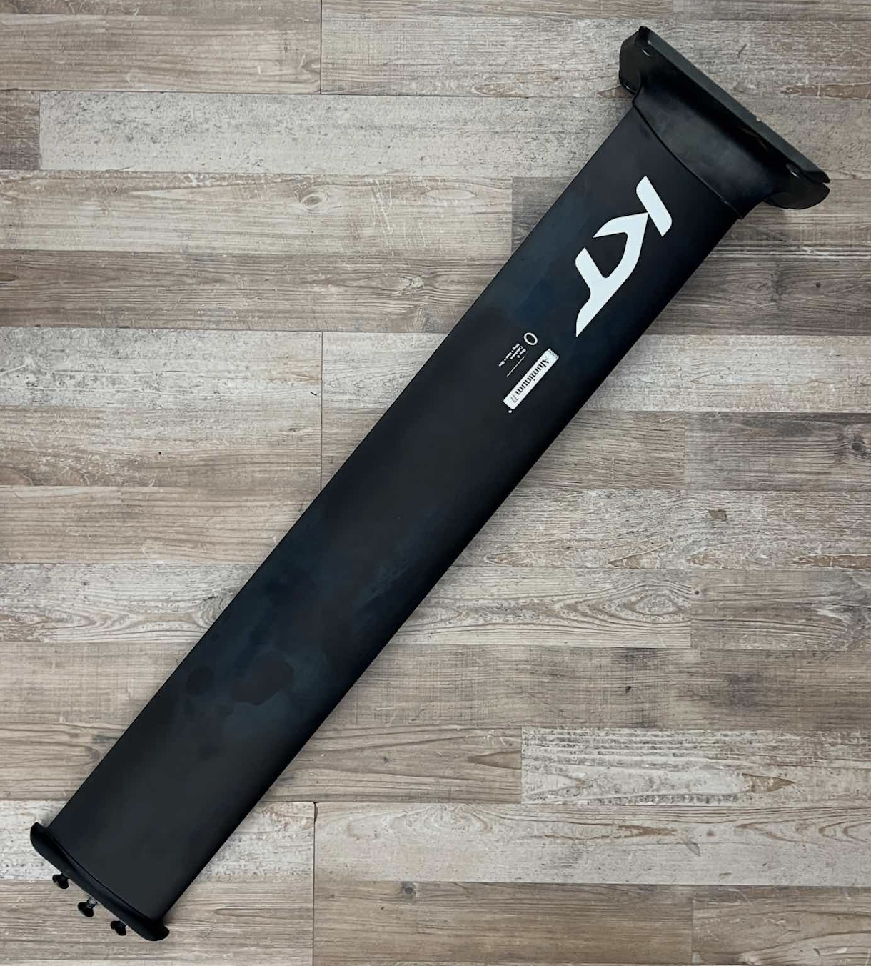 KT KT mast alu 77 + plate + doodad