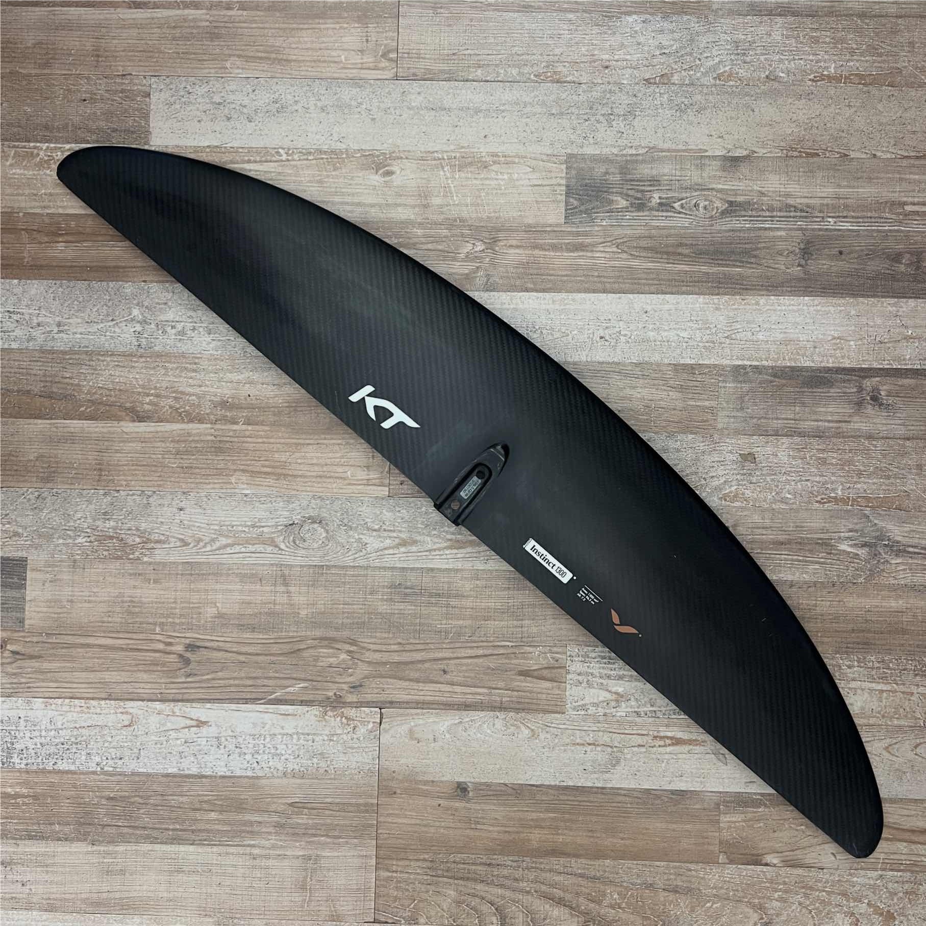KT KT Instinct 1300 front wing
