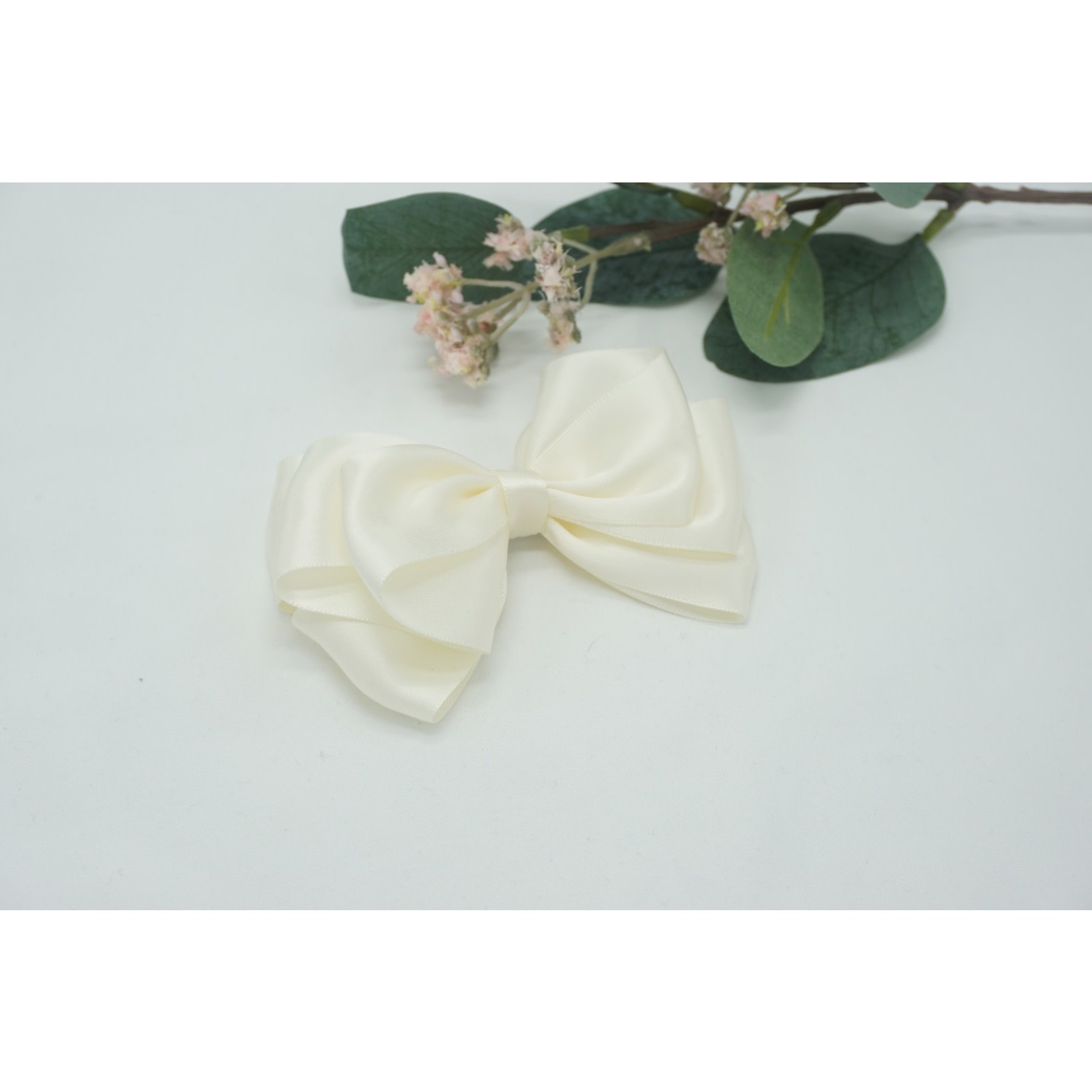 Petite Zara Butterfly Bow - Ivory 12cm
