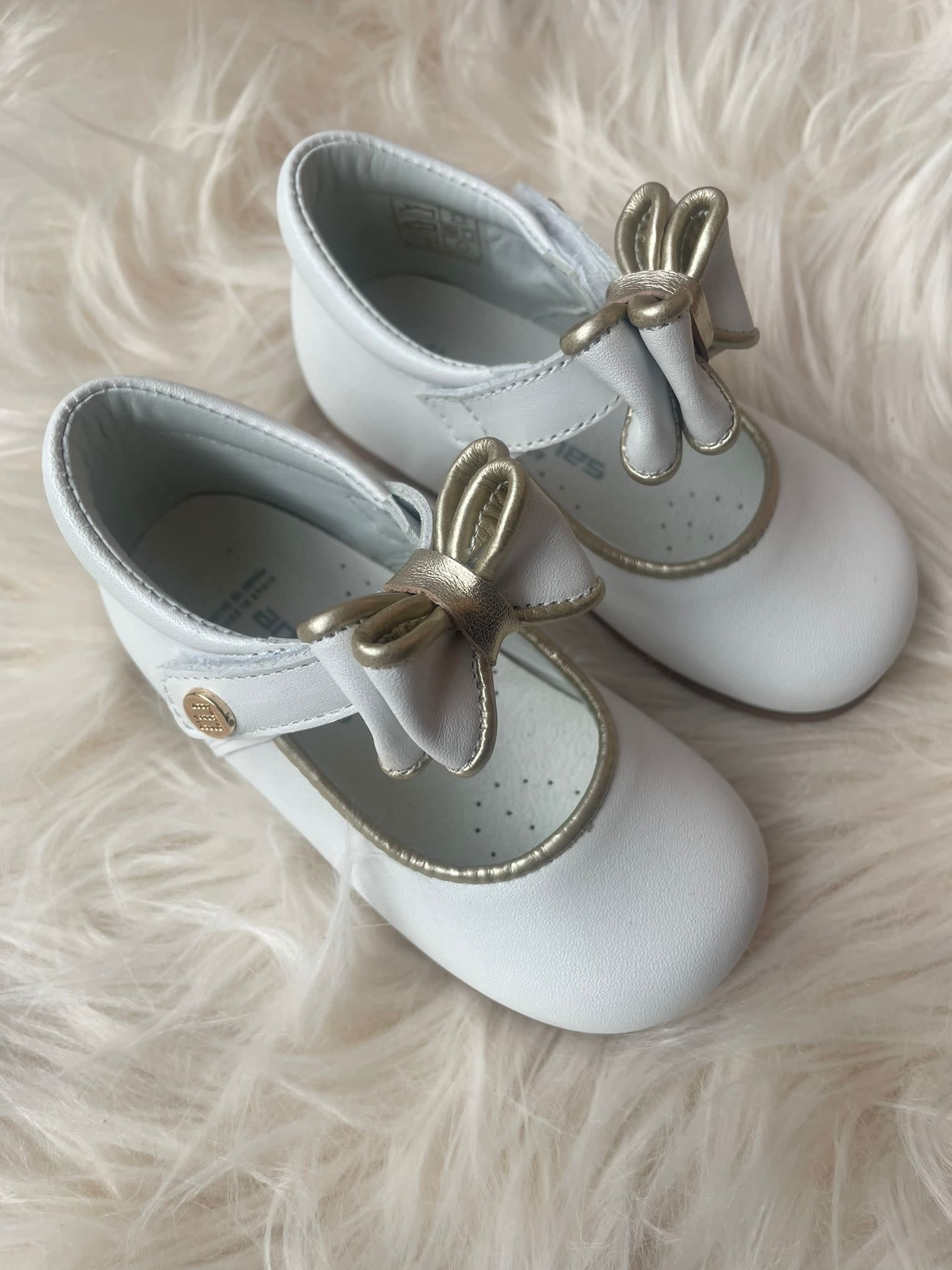 Andanines White Shoes Bow - Andanines