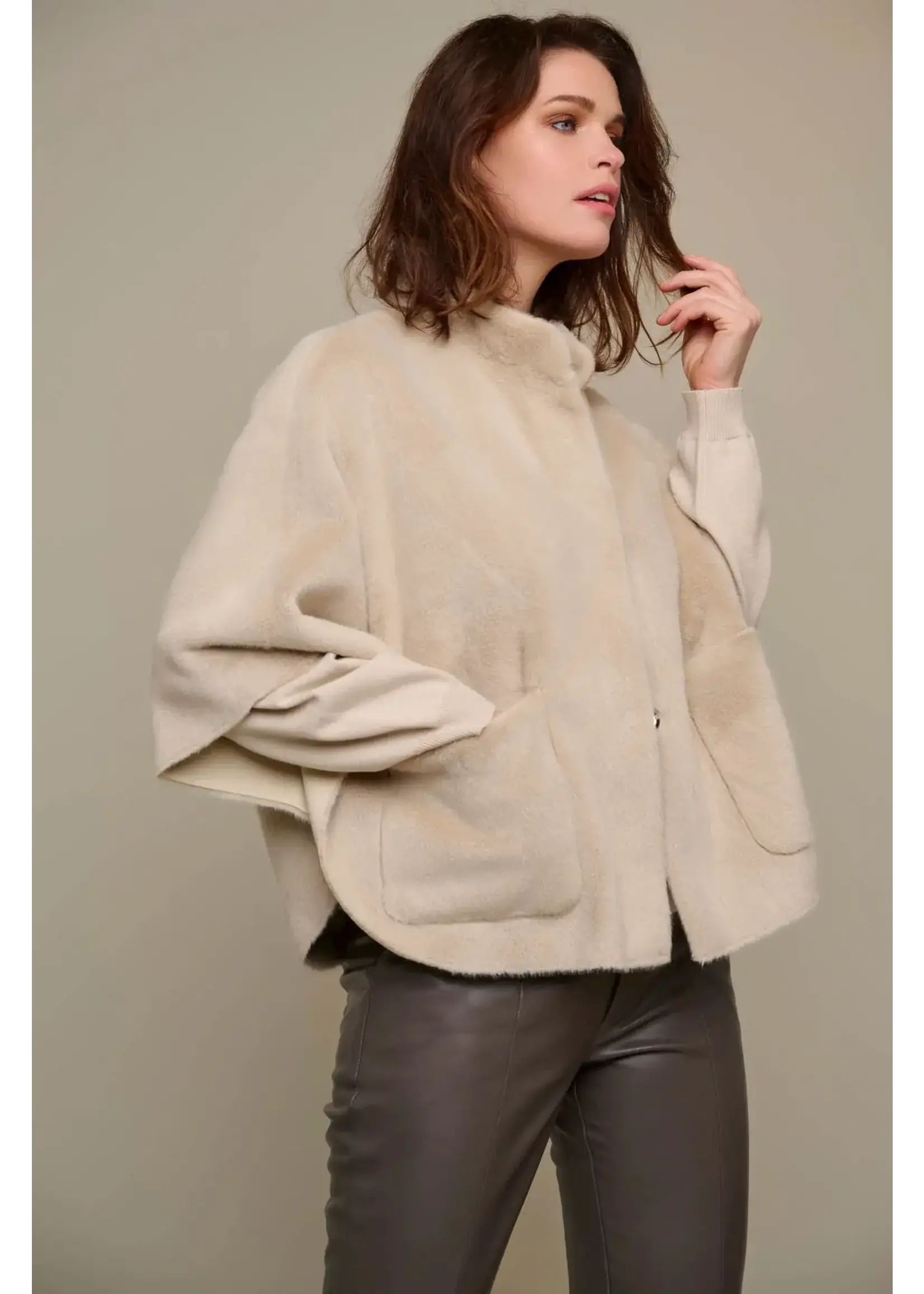 RINO & PELLE Rino&Pelle Short Cape STONE