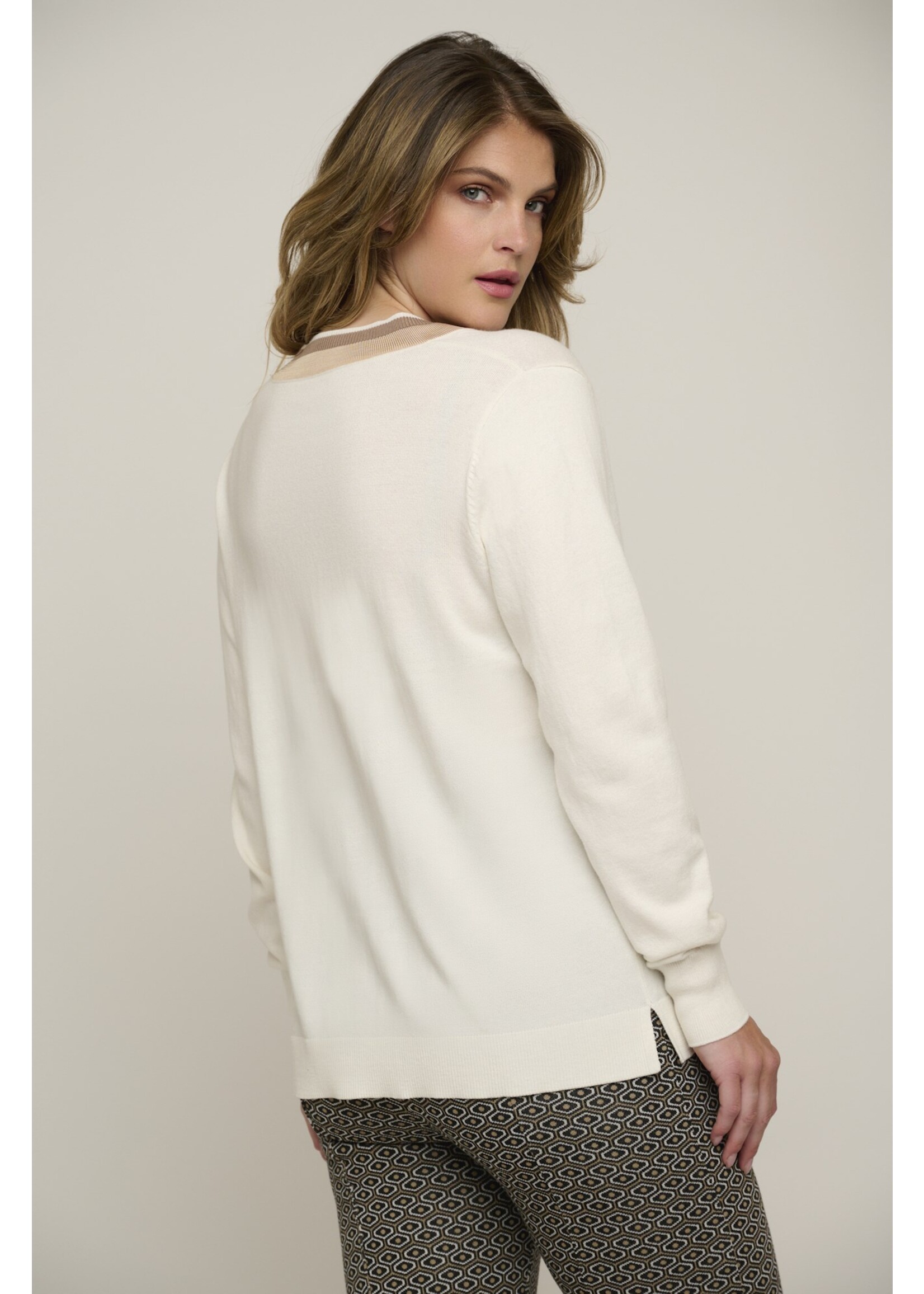 RINO & PELLE V-NECK SWEATER SNOW WHITE Kasja.5002421