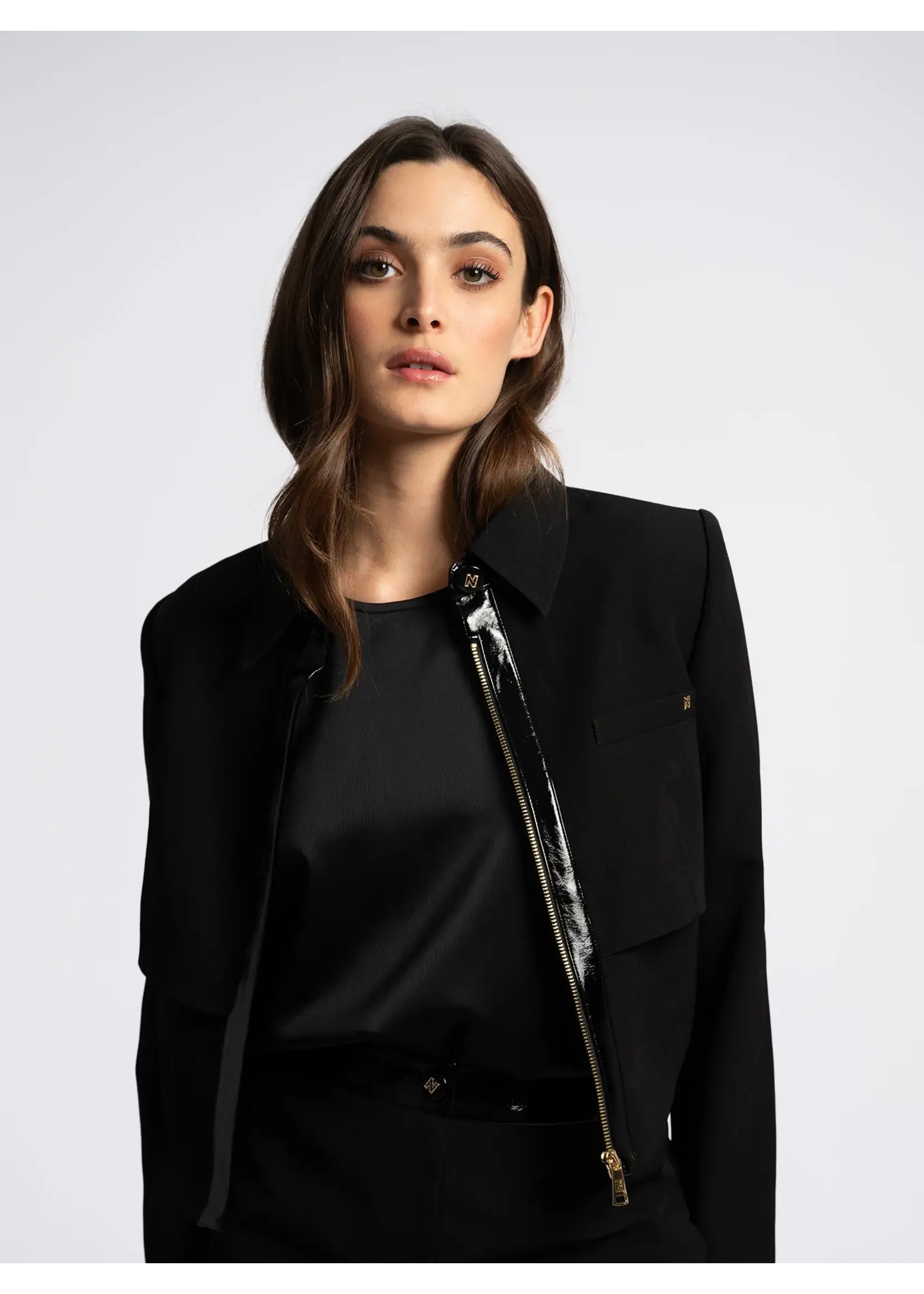 NIKKIE LOUISVILLE BLAZER N1-5242505 BLACK