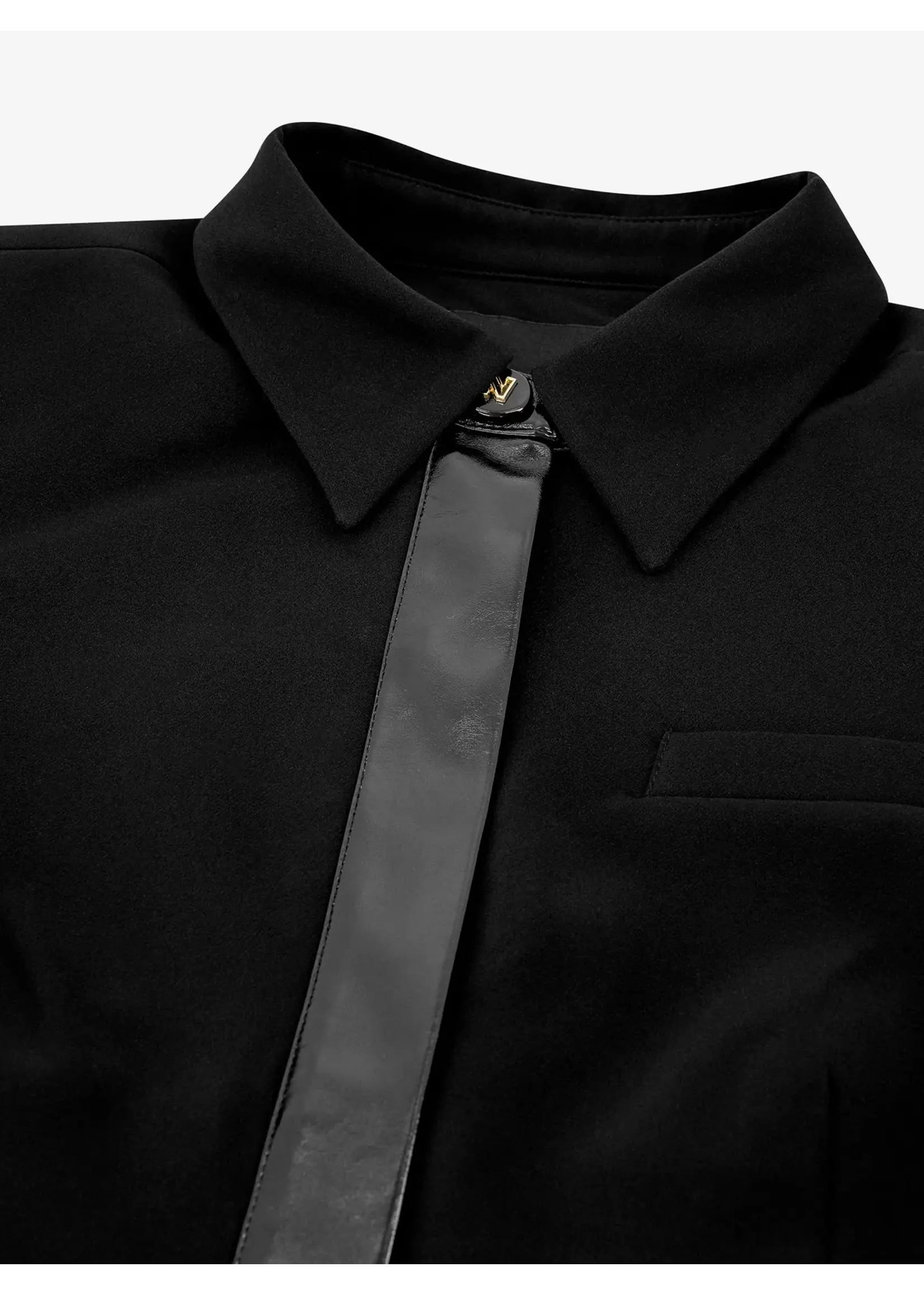 NIKKIE LOUISVILLE BLAZER N1-5242505 BLACK