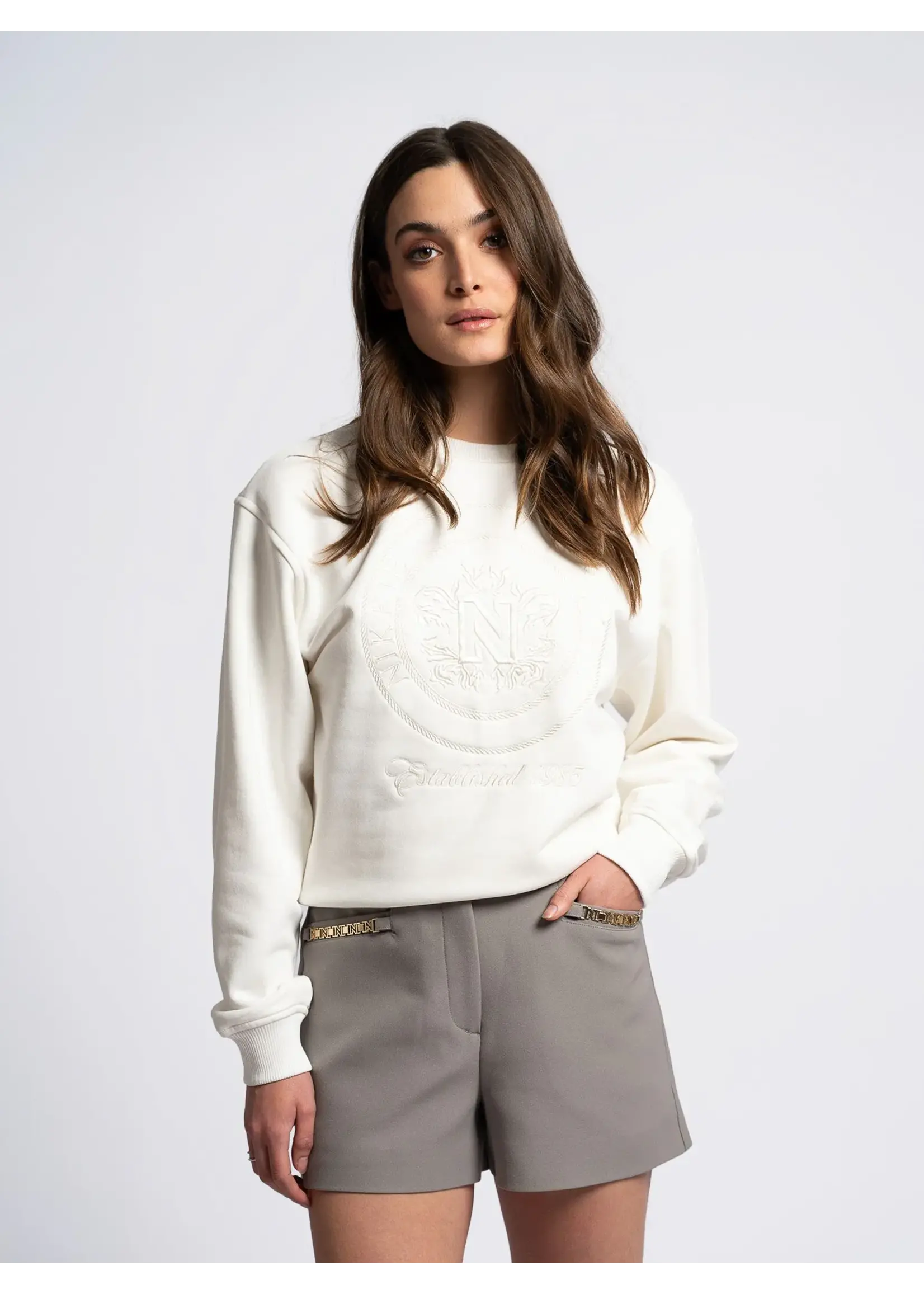 NIKKIE BOLD SWEATER STAR WHITE N8-5982505