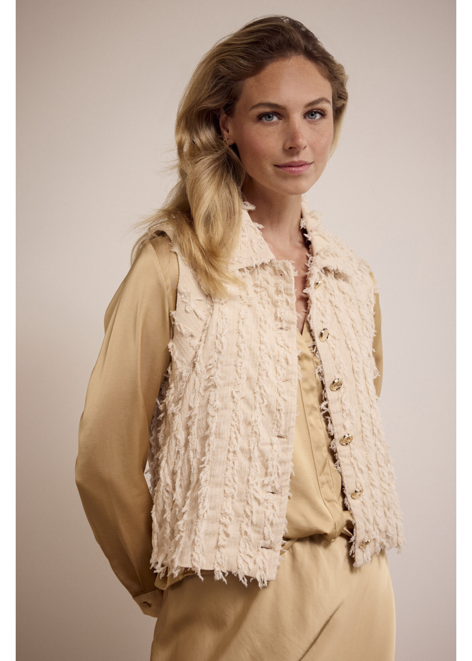 Tramontana FANCY FRILLED VEST C1517802 STONE MELANGE