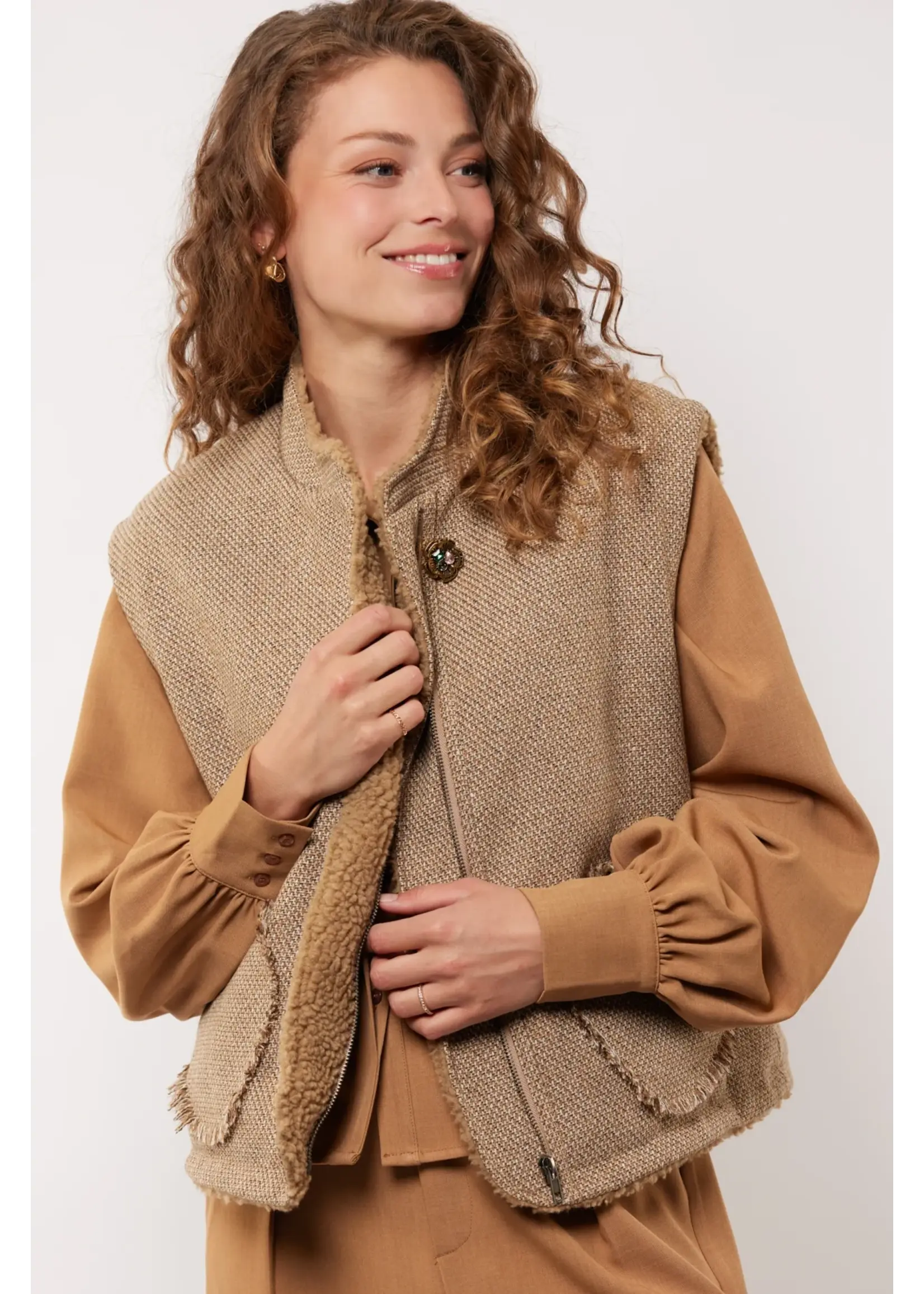 G MAXX KAMALA GILET BUFF/WOOD REVERSIBLE
