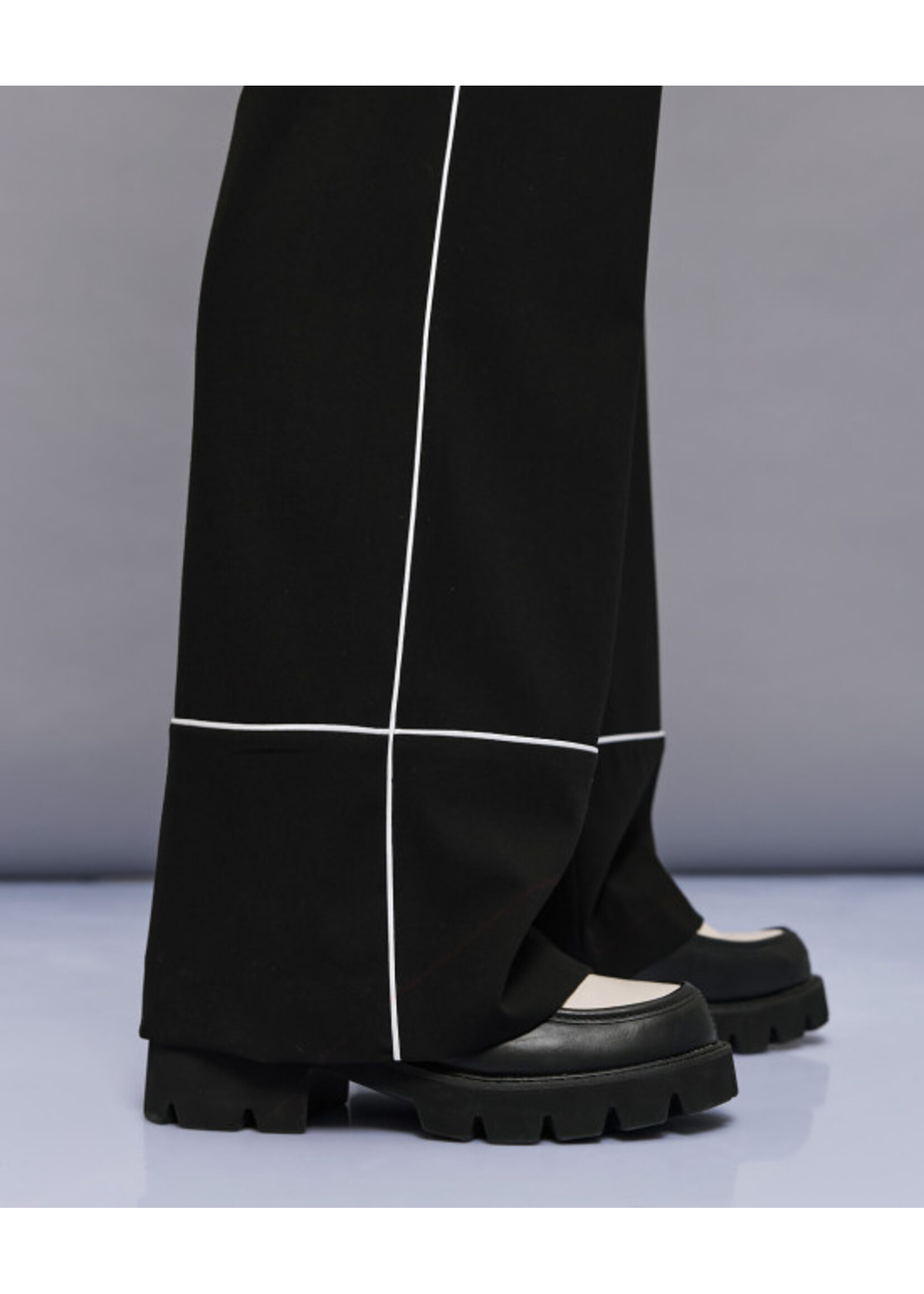 ACCESS ABEE PANTS WITH PIPING DETAILS 54-5000-159 BLACK/WHITE