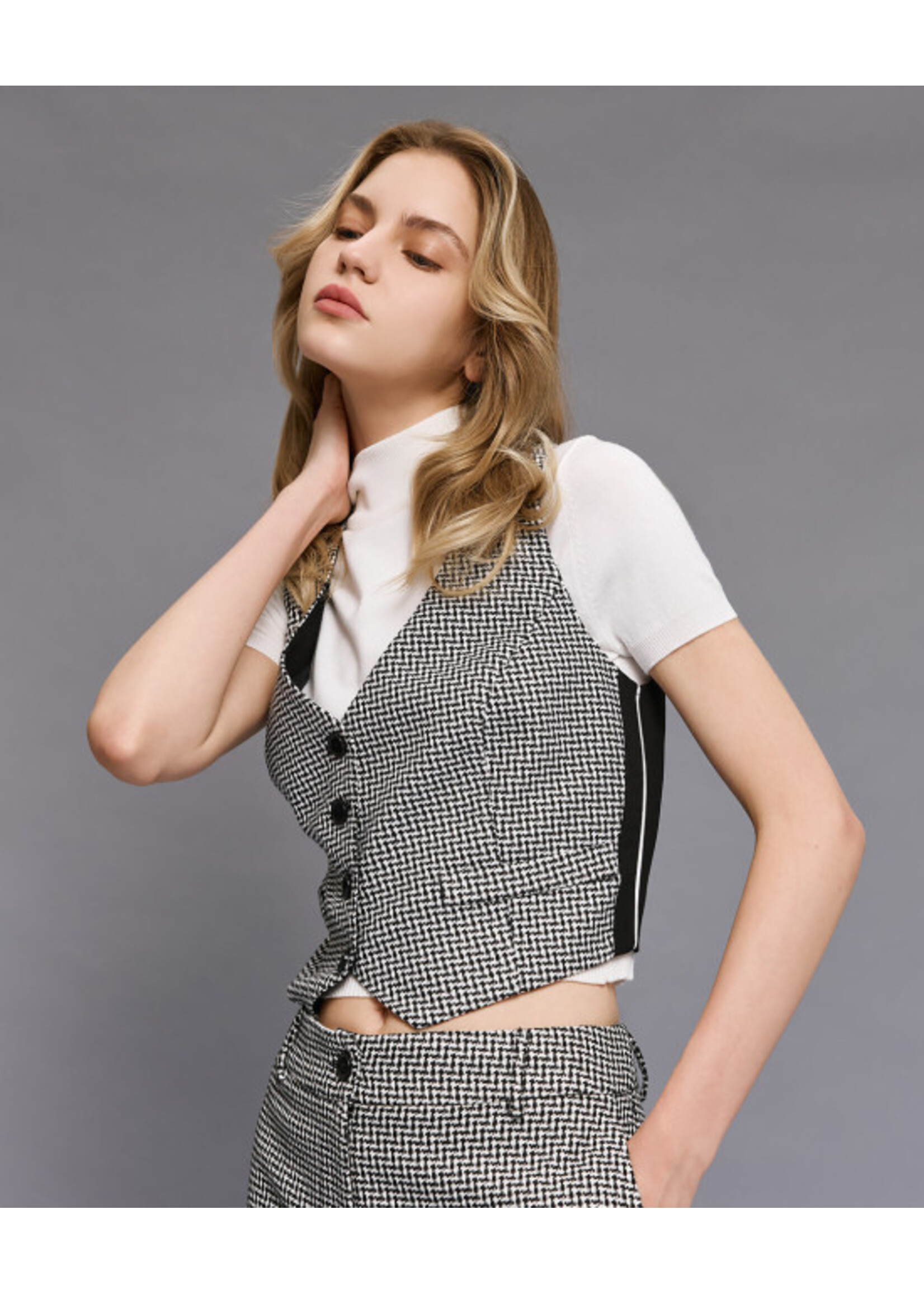 ACCESS ABEE GILET RIBBED DETAIL 54-2001-525 BLACK/WHITE