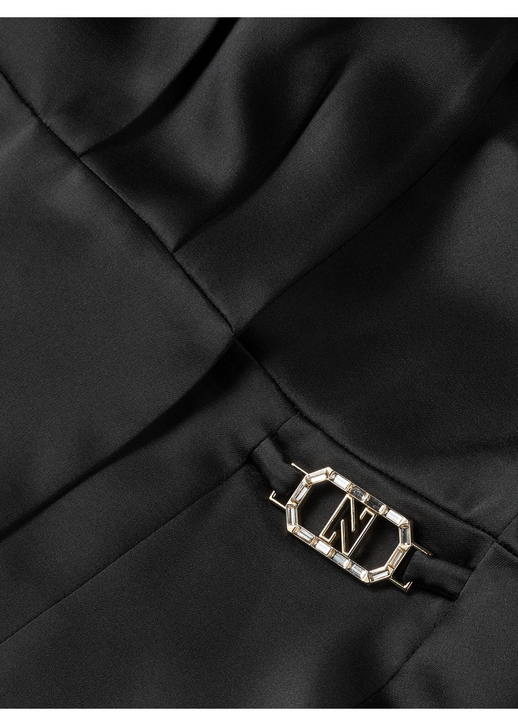 NIKKIE MORLEY GILLET BLACK N 1-661 2506