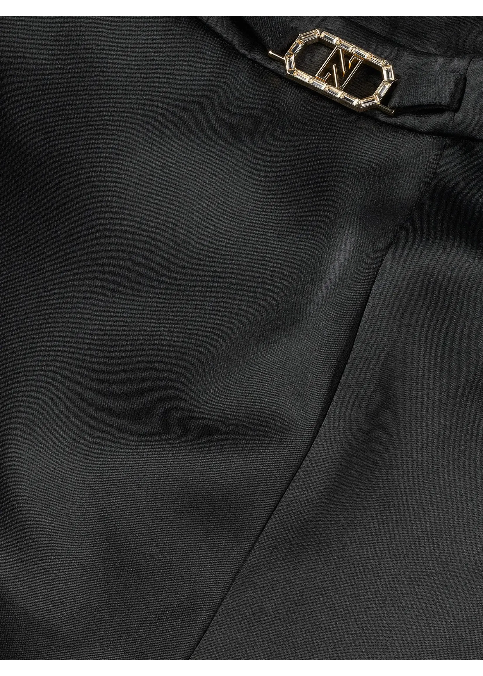 NIKKIE MORLEY SKORT BLACK N 2-660 2506