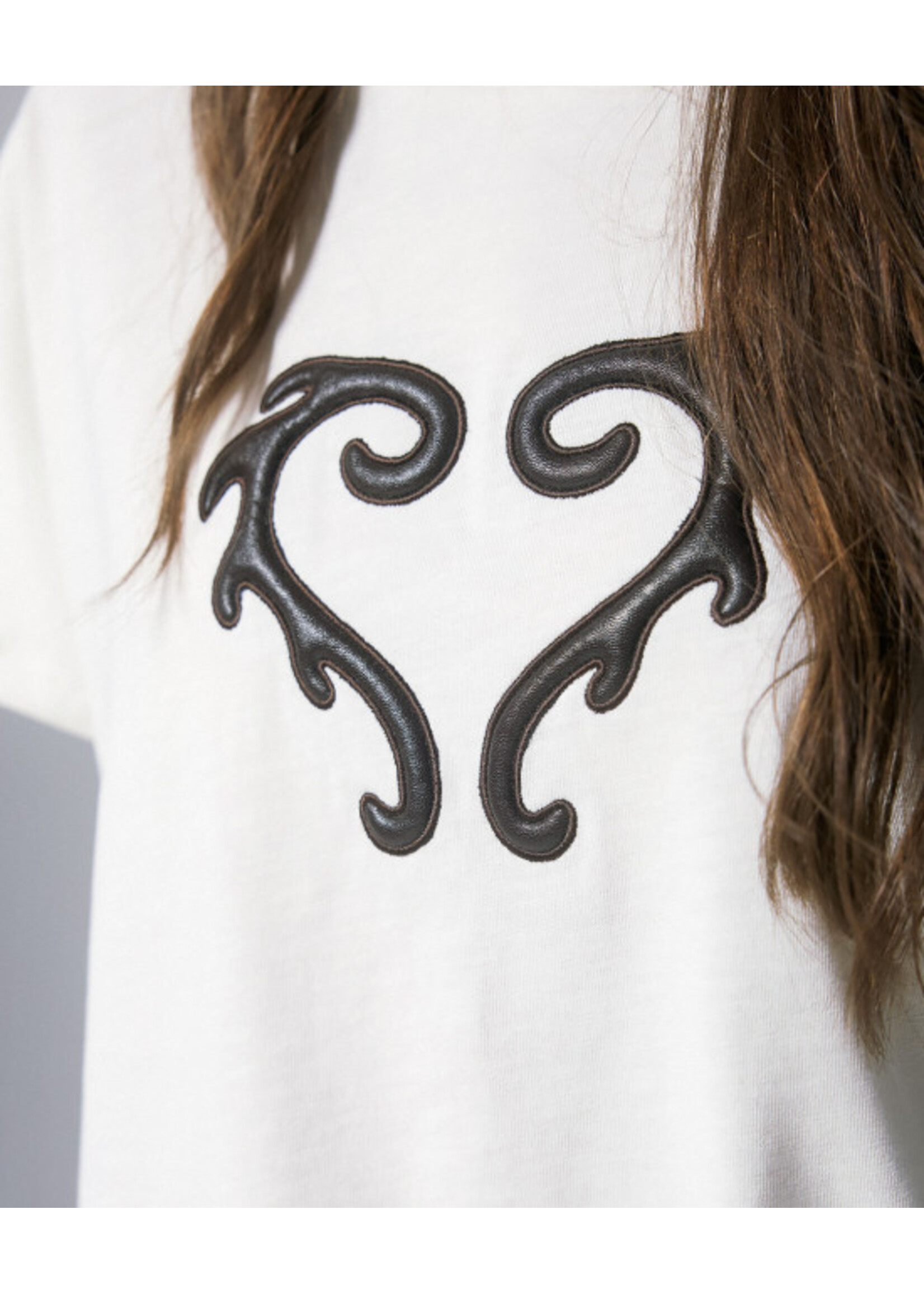 ACCESS ABEE T-SHIRT WITH EMBOSSED DETAIL OFF W. 54-2152-712