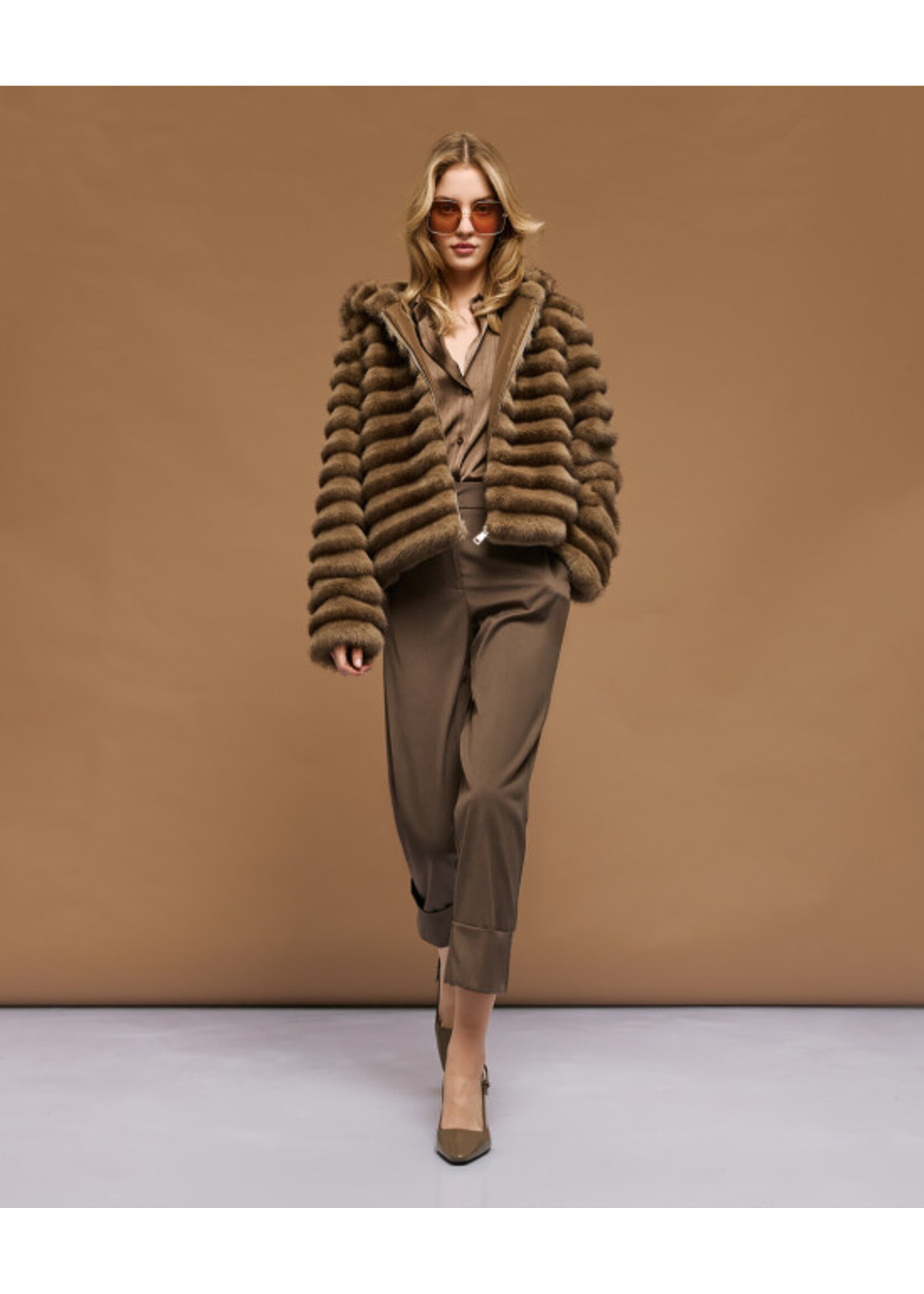 ACCESS ABEE CROPPED JACKET WITH FAUX FUR COFFE 54-9106