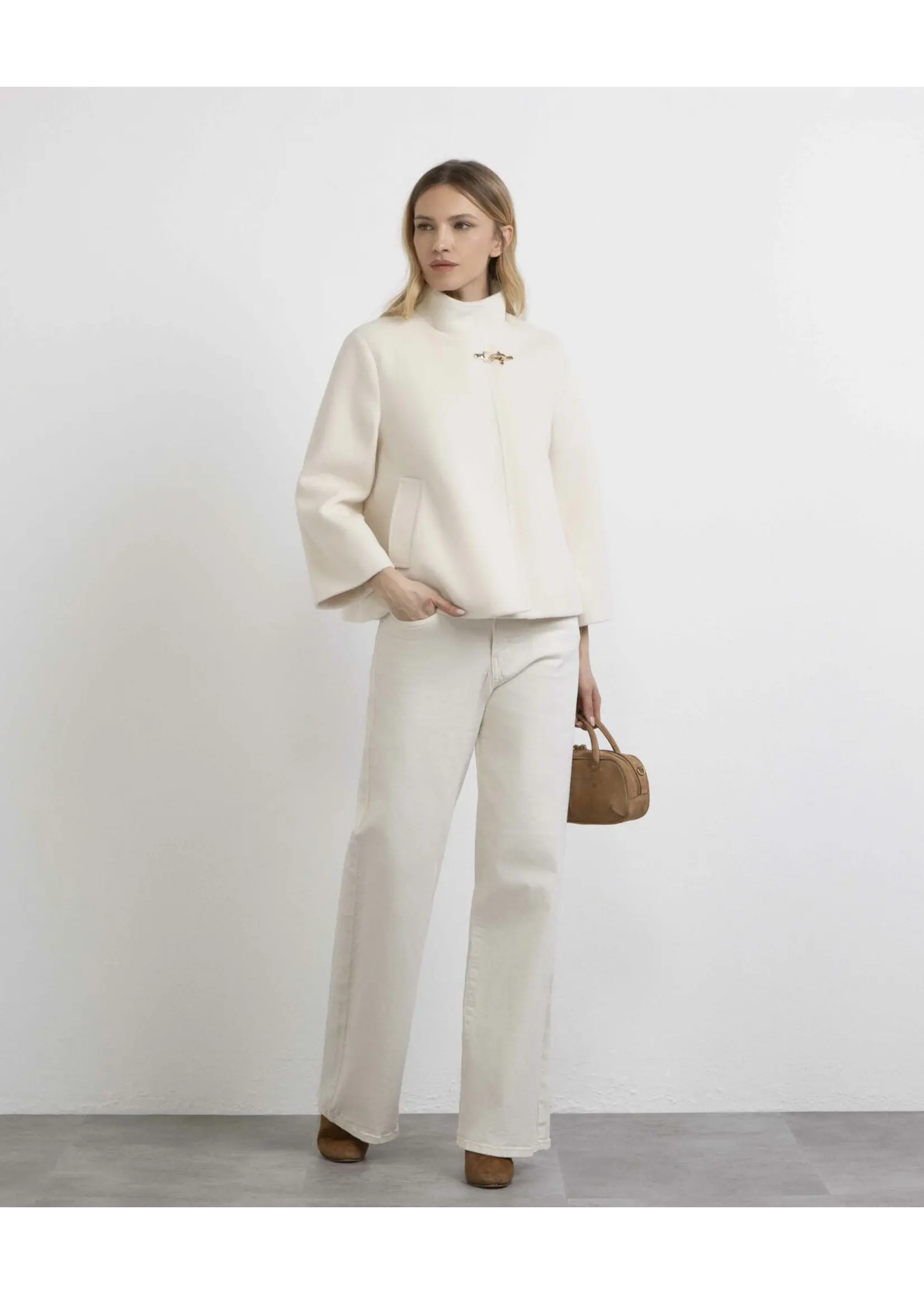 MARKUP SHORT CAPE WITH HOOK OFF W. MW9640607