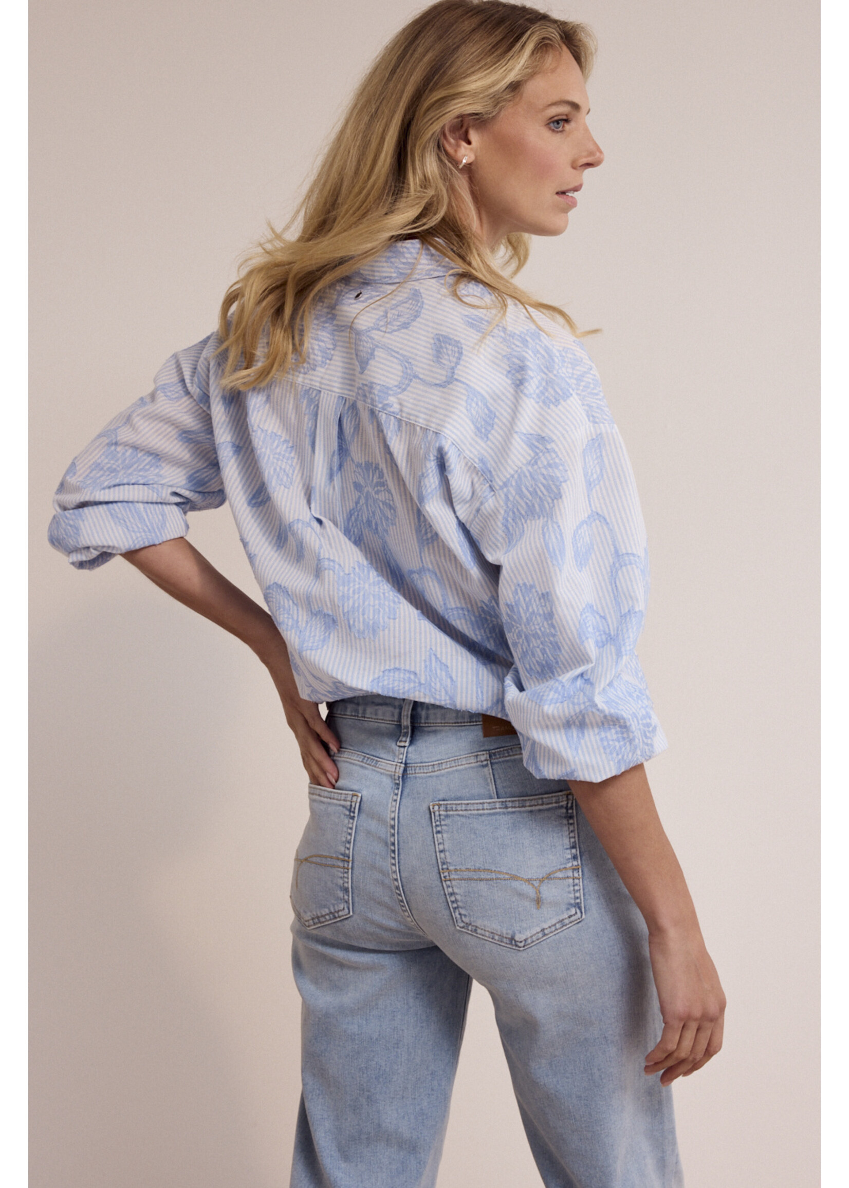 Tramontana STRIPED BLOUSE FLOWER BREEZY BLUE O12-19-301