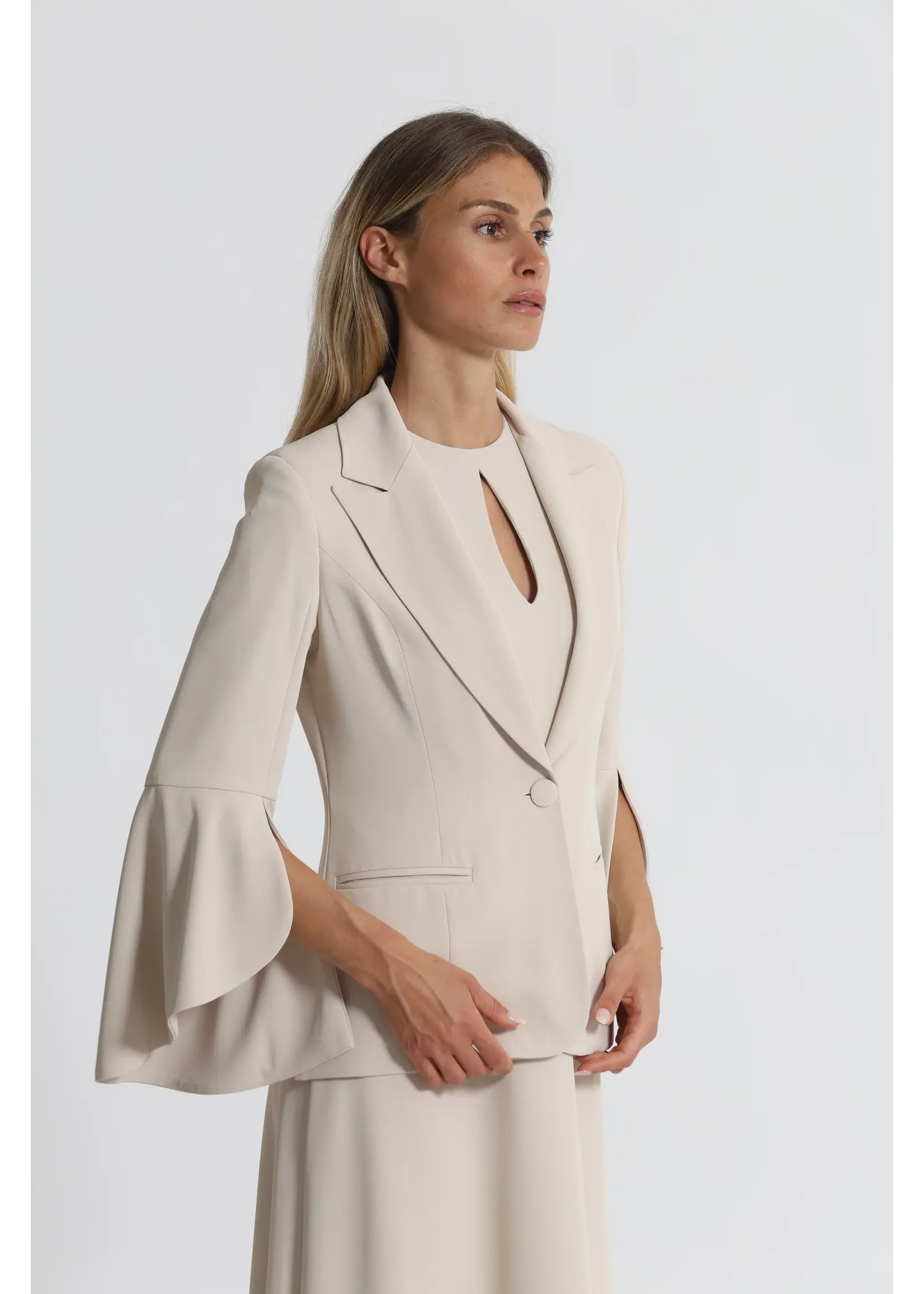 MIMI MUA BLAZER WIDE SLEEVE BEIGE ESAO-6647