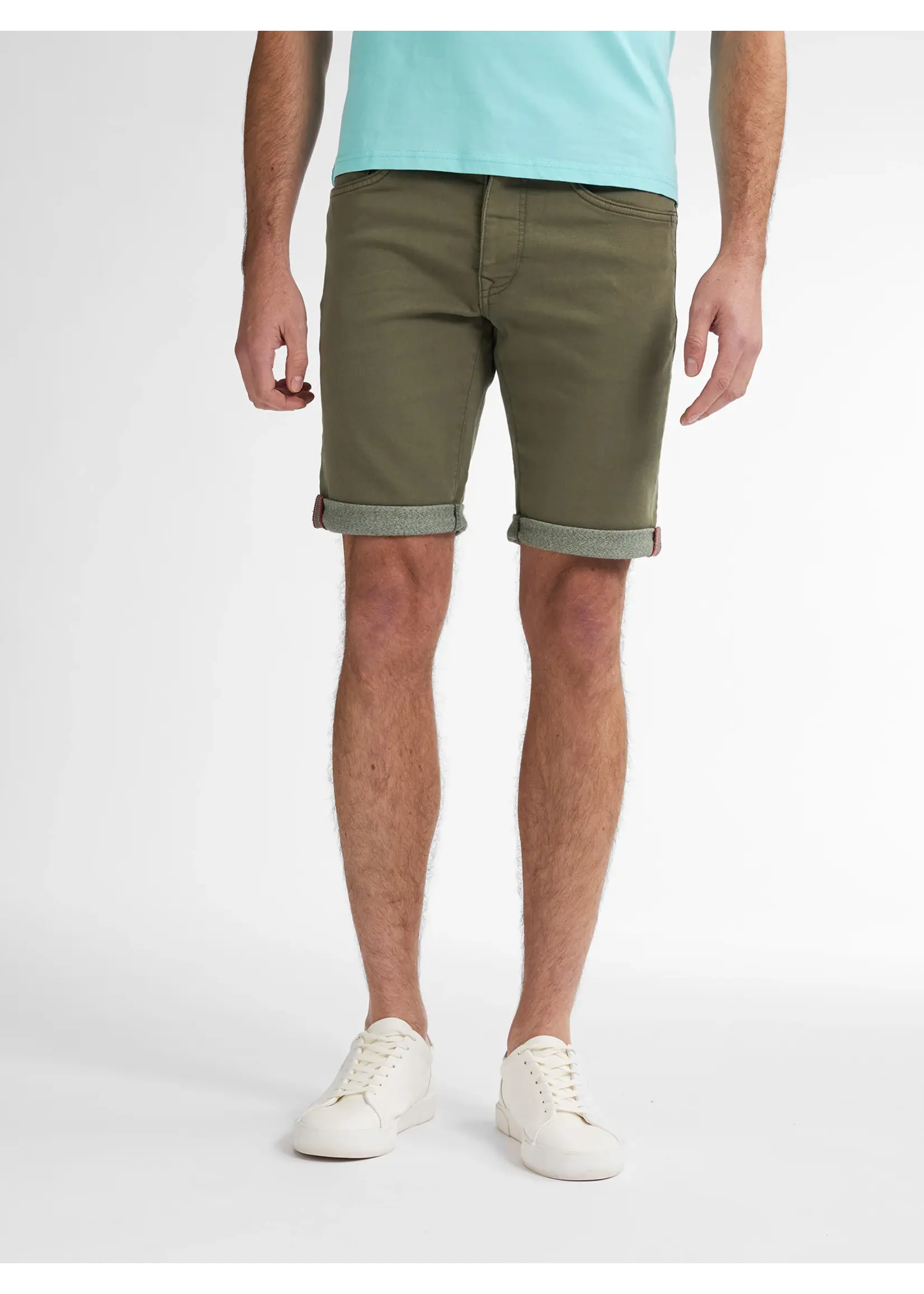 PETROL INDUSTRIES JACKSON GEKLEURDE DENIM SHORT M-ROS-SHO005/6134