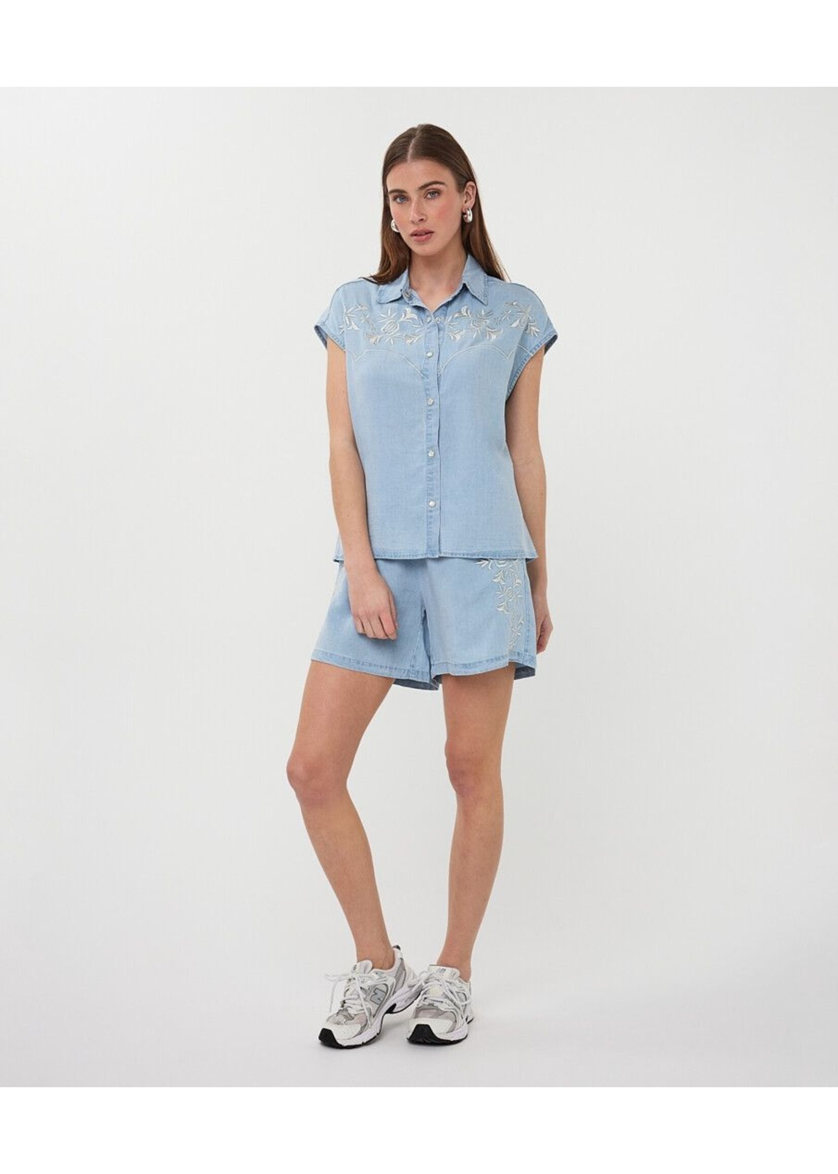 ESQUALO BLOUSE CHAMBRAY LIGHT BLUE H26.28242