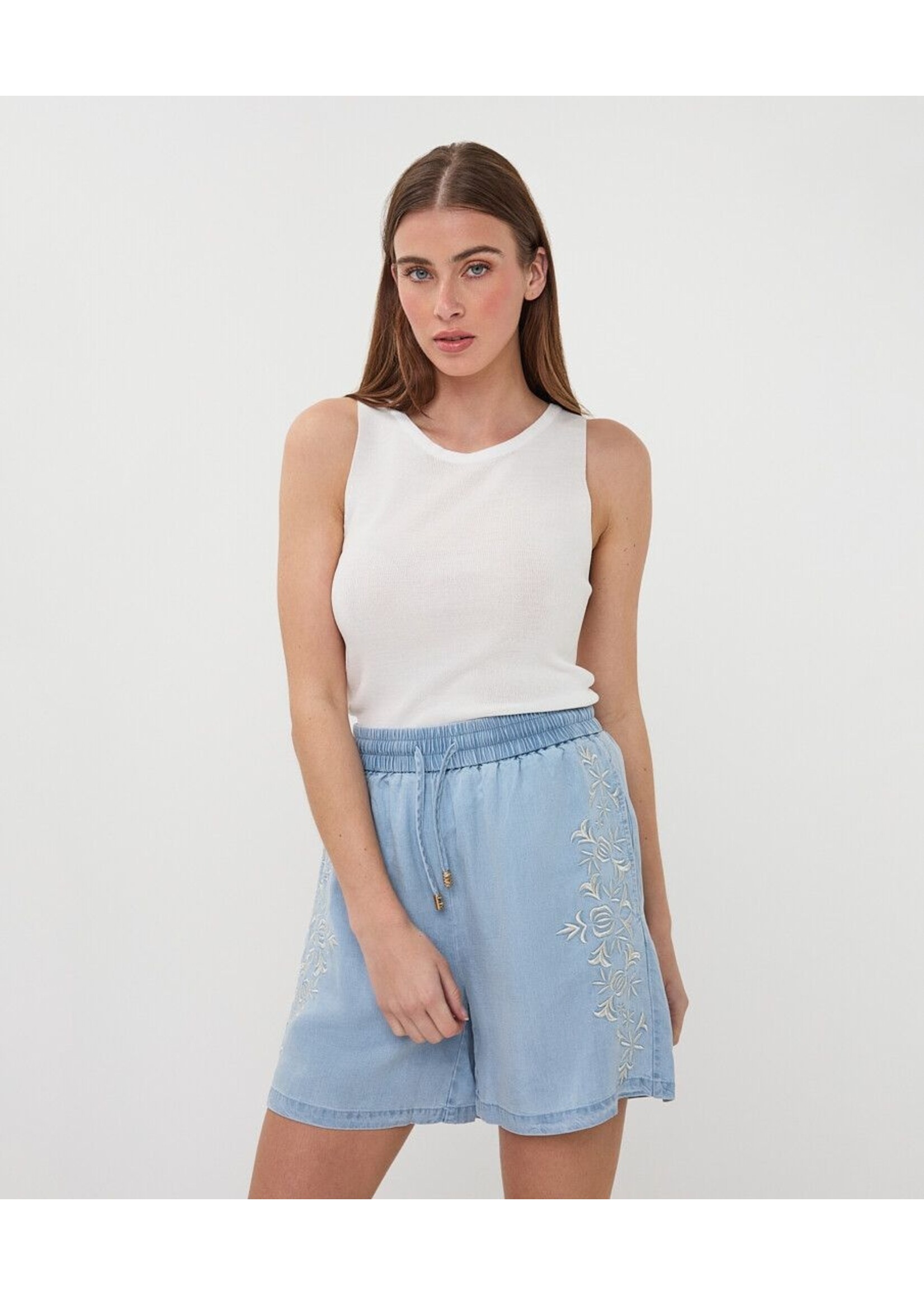 ESQUALO SHORT CHAMBRAY LIGHT BLUE H26.28244