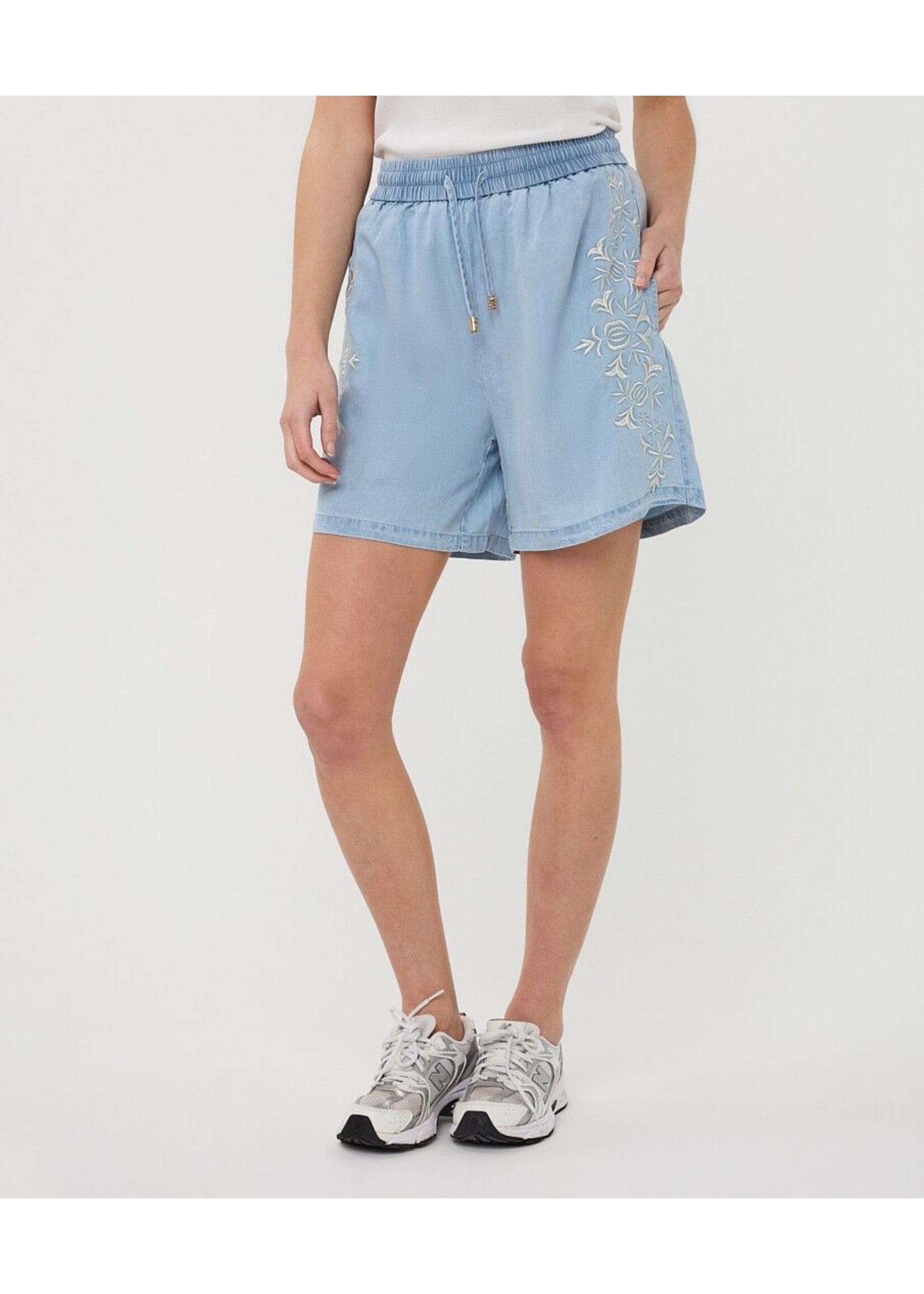 ESQUALO SHORT CHAMBRAY LIGHT BLUE H26.28244
