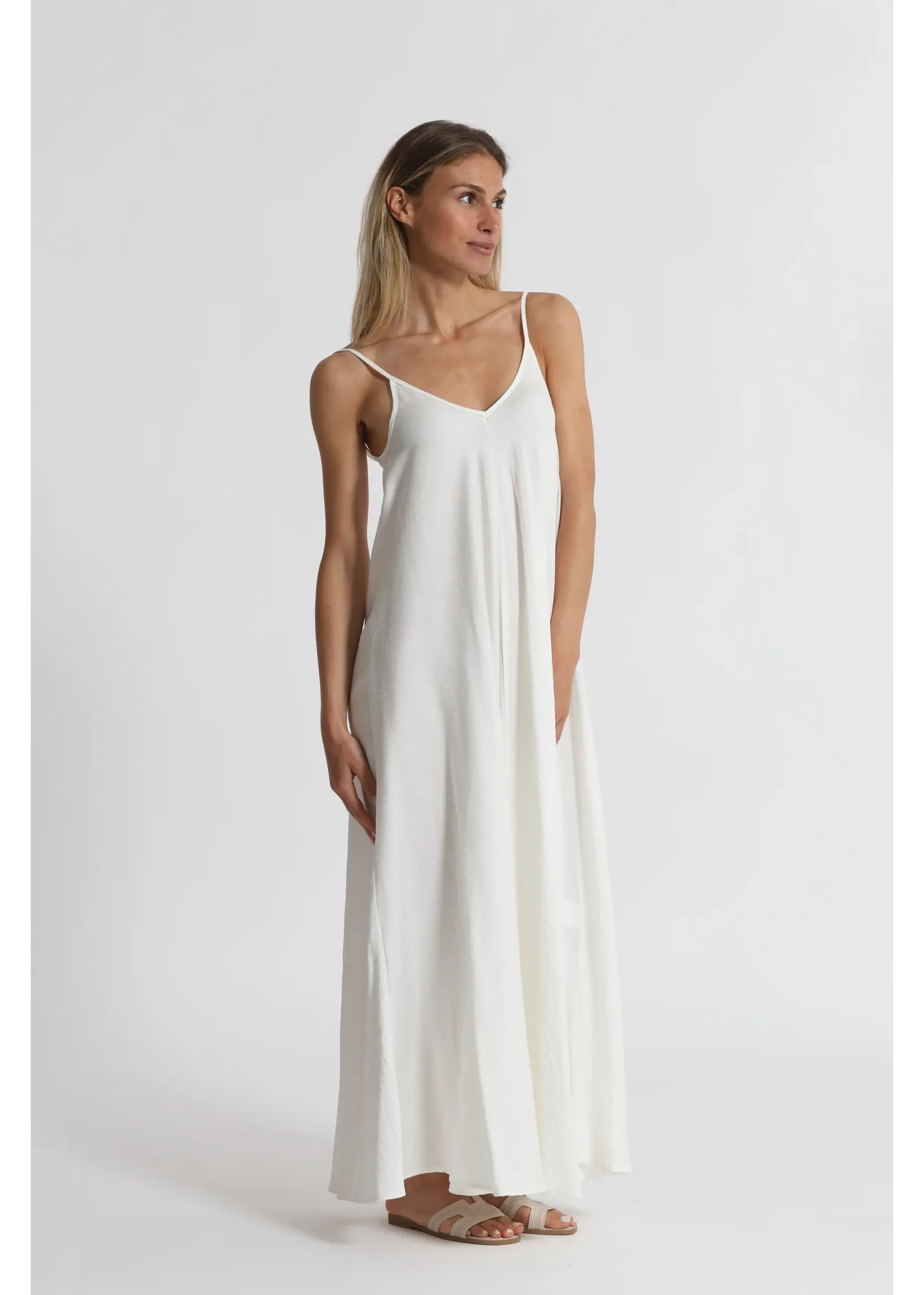 MIMI MUA DRESS WHITE MAO-4491