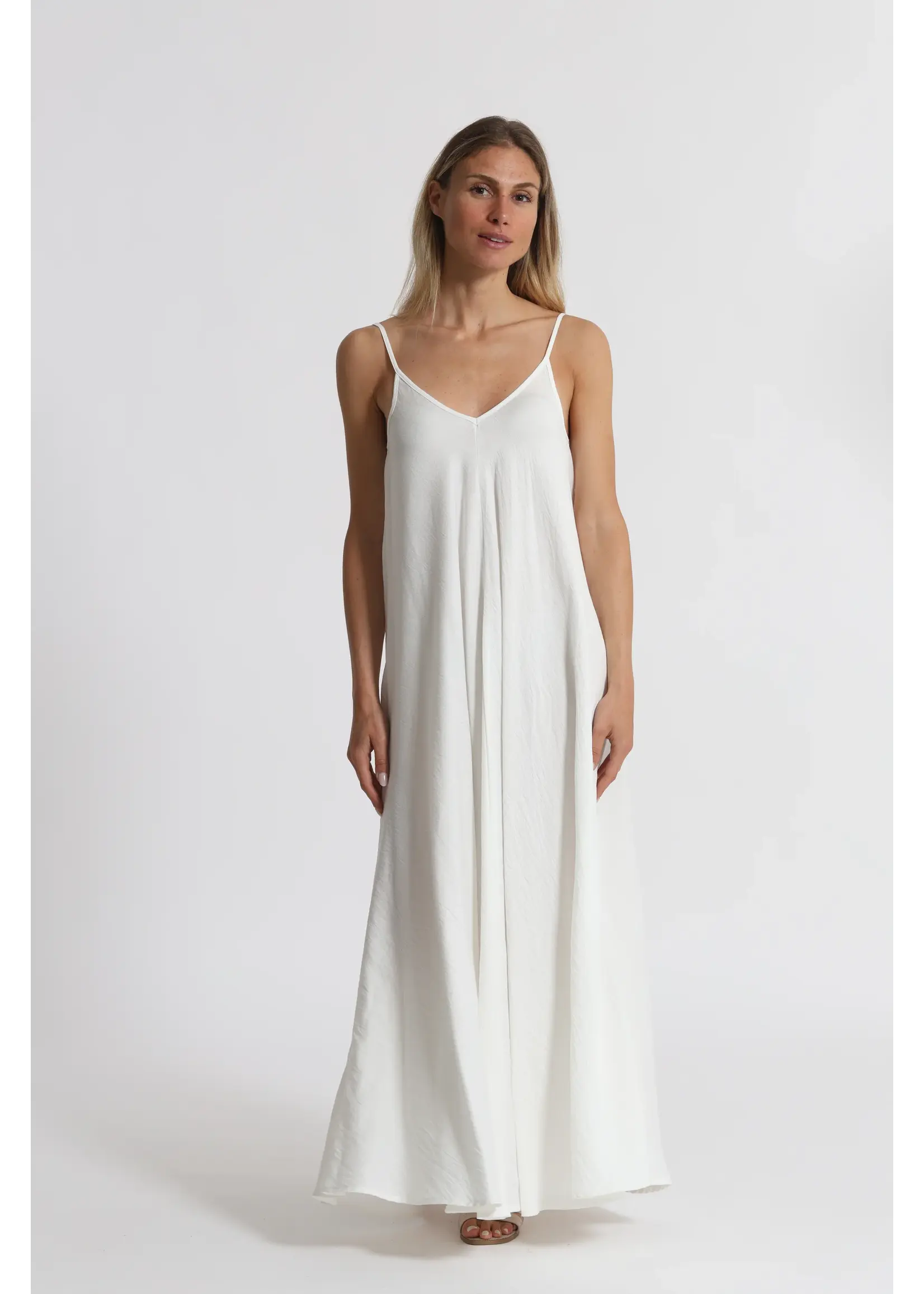 MIMI MUA DRESS WHITE MAO-4491