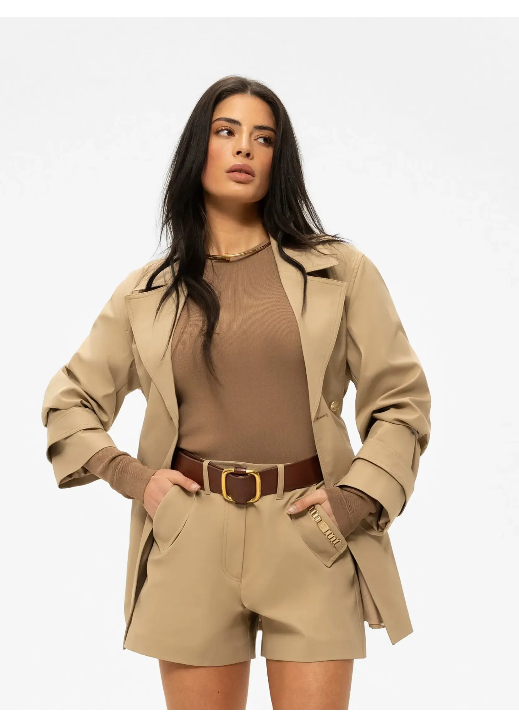 NIKKIE PAMPANGA SHORT TRAVERTINE N2-240 2602