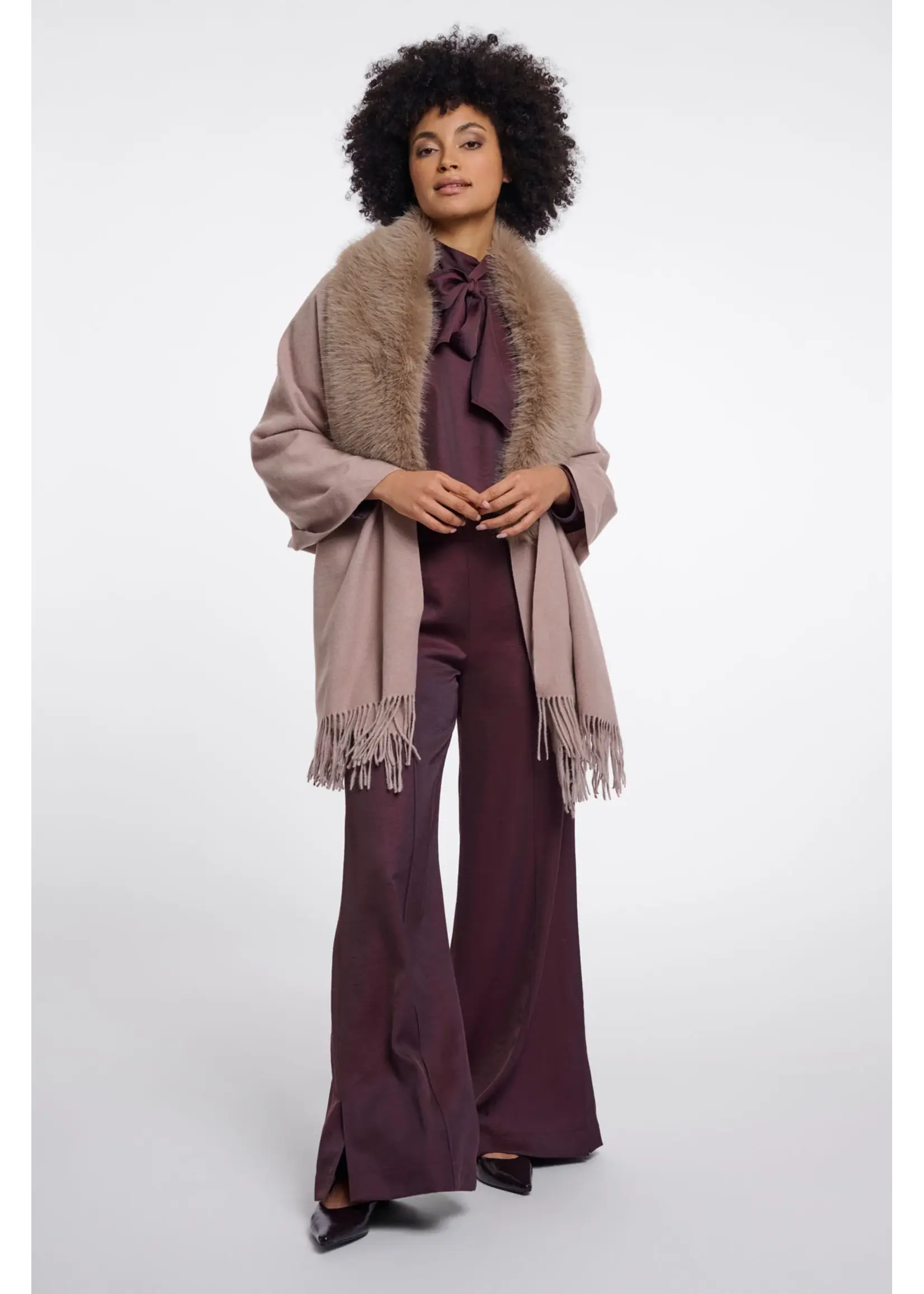RINO & PELLE WENDY CAPE WITH FAUX FUR MOCHA LATTE 7002611/11100