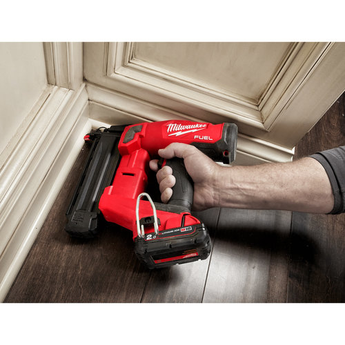 Milwaukee M18 FN18GS-202X M18 FUEL 18 GA afwerkingstacker  1.2mm