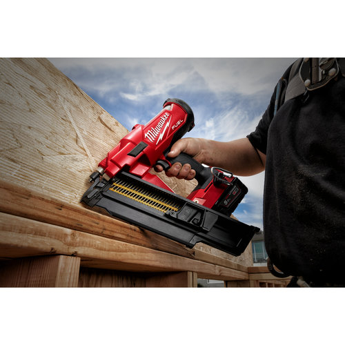 Milwaukee M18 FFN21-0C     21 gaden constructie tacker