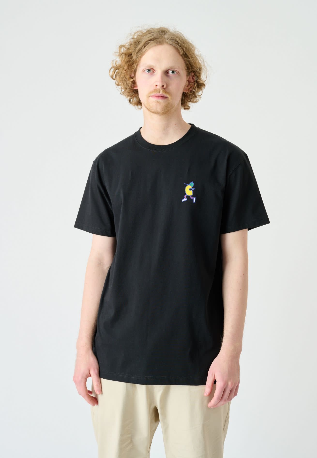 Cleptomanicx Cleptomanicx, Boxy Tee Form Follows Fun, black, L