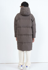 Embassy of Bricks and Logs Embassy of Bricks and Logs, Elphin Puffer Coat, black olive, M