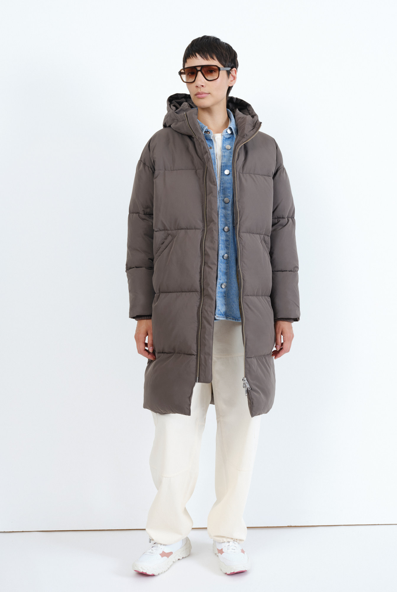 Embassy of Bricks and Logs Embassy of Bricks and Logs, Elphin Puffer Coat, black olive, S