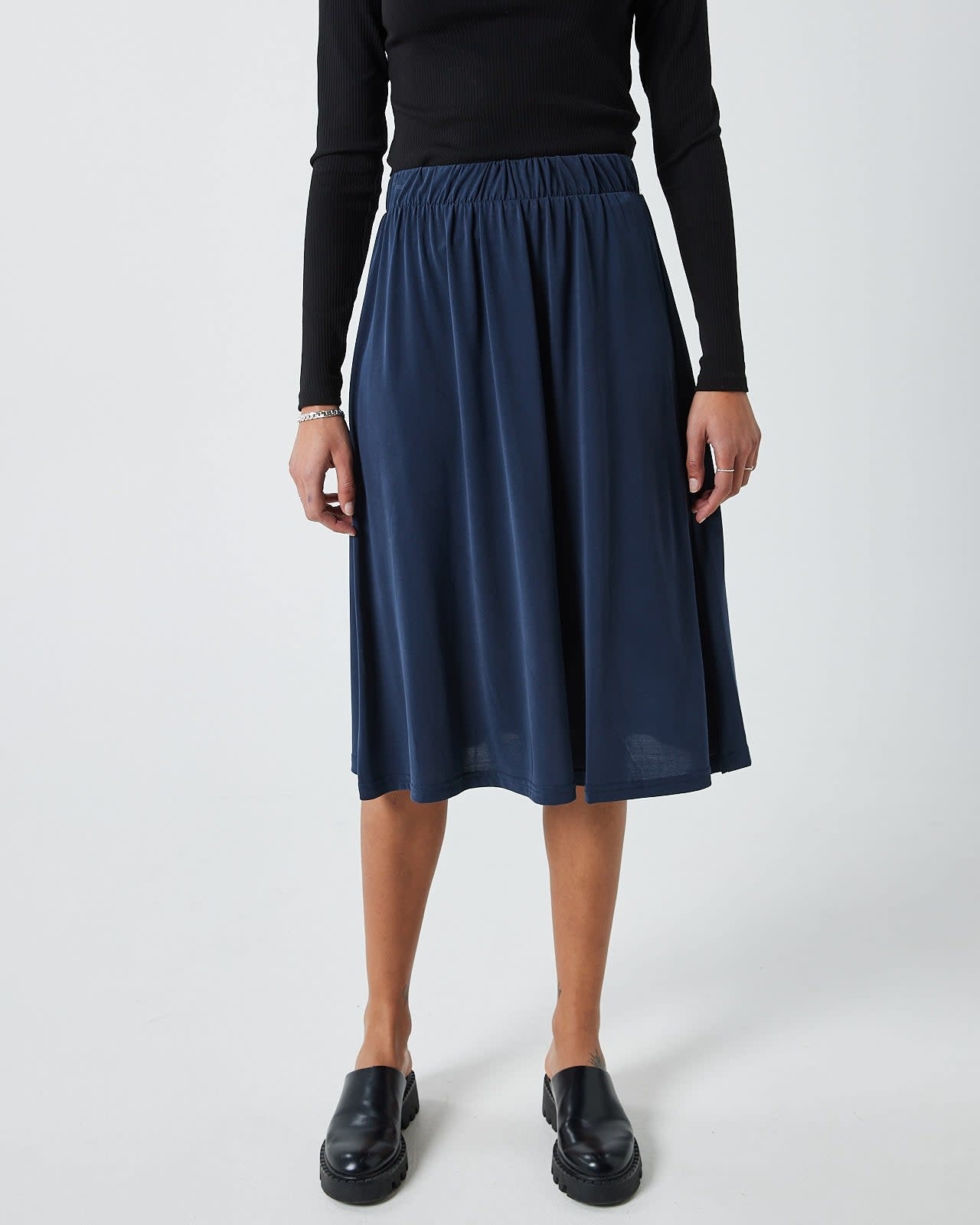 Minimum Minimum, Regisse Skirt, navy blazer, M