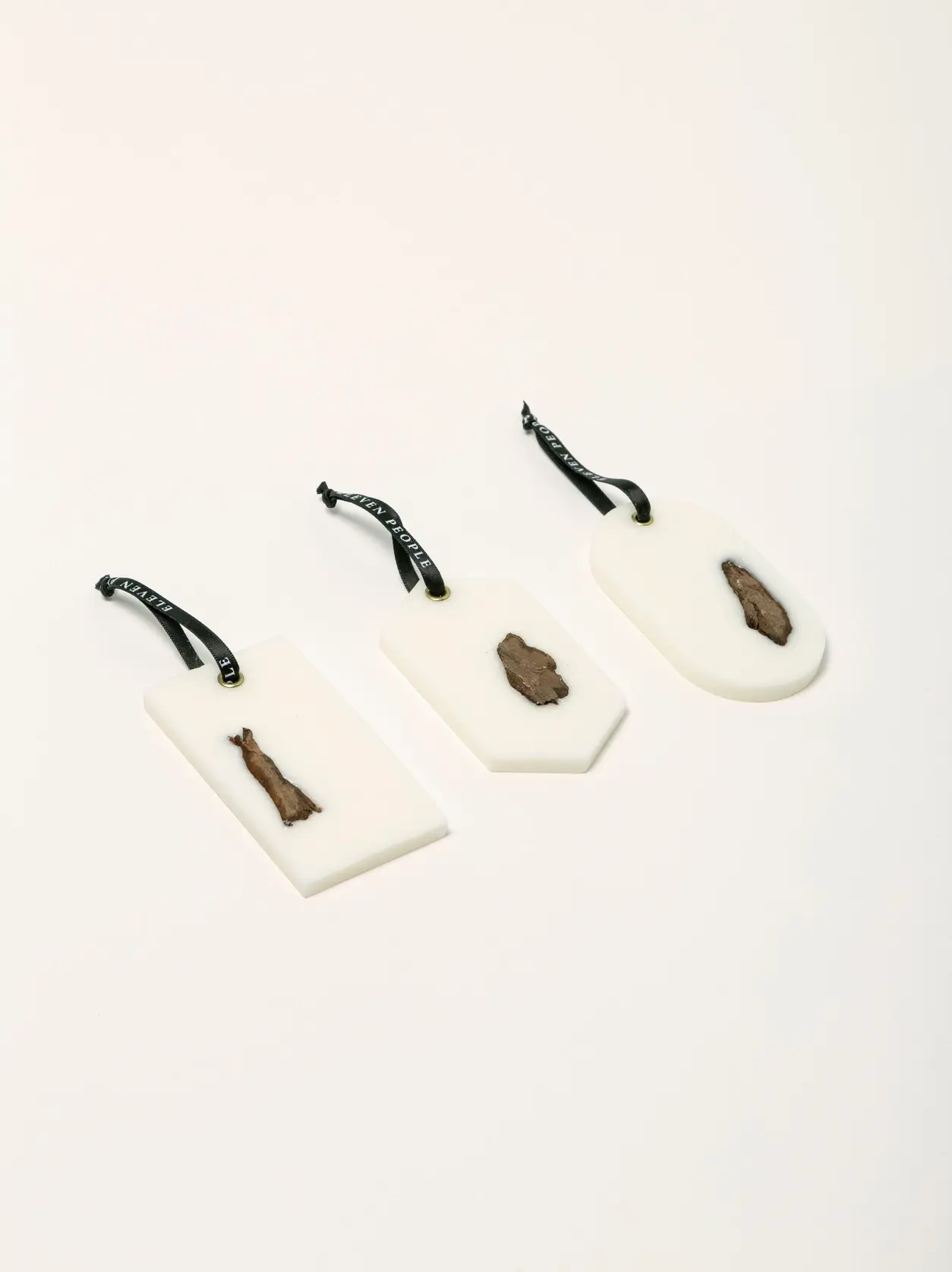 Eleven People Eleven People, Closet Wax Bar, vanilla/sandalwood/musk, single