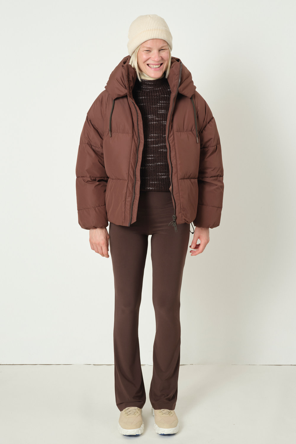Embassy of Bricks and Logs Embassy of Bricks and Logs, Zonza Puffer, dark brown, S