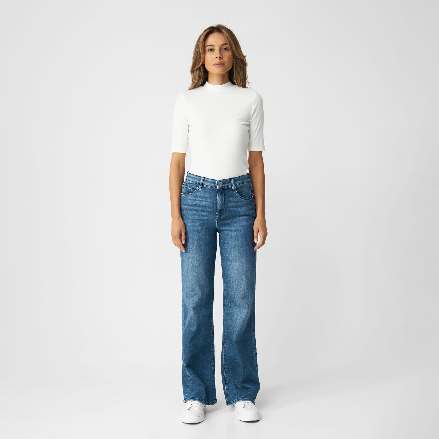 Dawn Dawn, Dew Flared Soft Denim, medium blue, 30/32