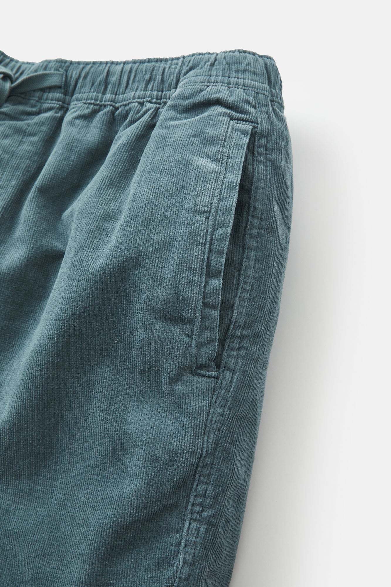 Katin Katin, Cord Local Short, overcast, L