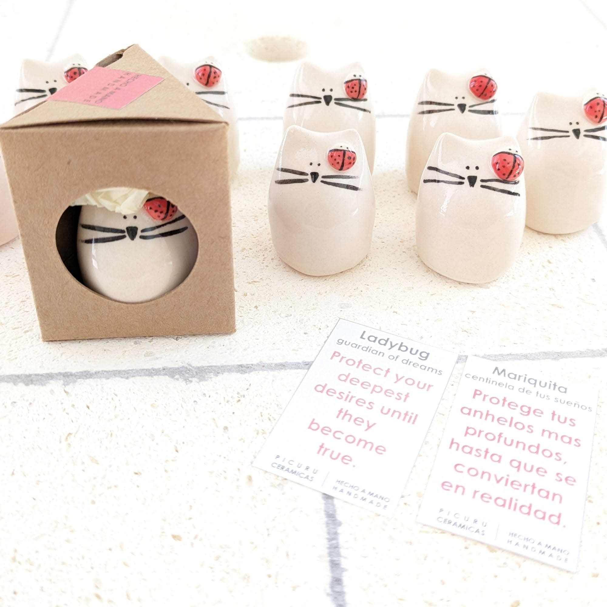 Picuru ceramicas Picuru Ceramicas, Amulett Kätzchen mit Marienkäferchen