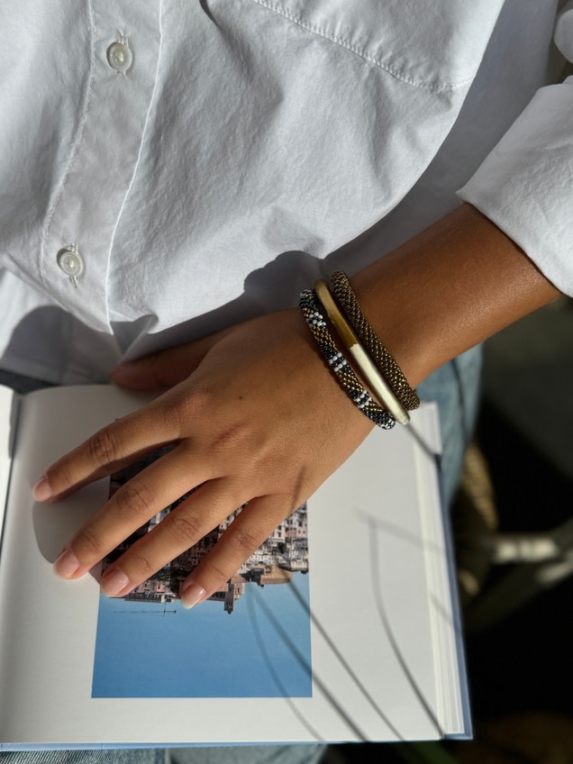 Maison Kizo Maison Kizo, Bracelet Népalais, or/gris/blanc