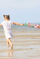Madame Mo Madame Mo, Koinobori, pink blossom