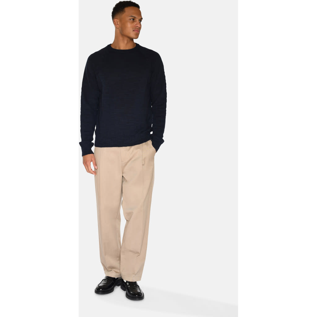 Minimum Minimum, Alfredo Jumper, sky captain, S