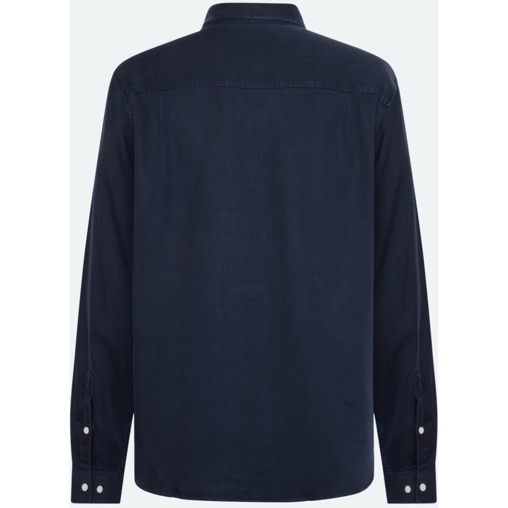 Minimum Minimum, Pedro Shirt, sky captain, M