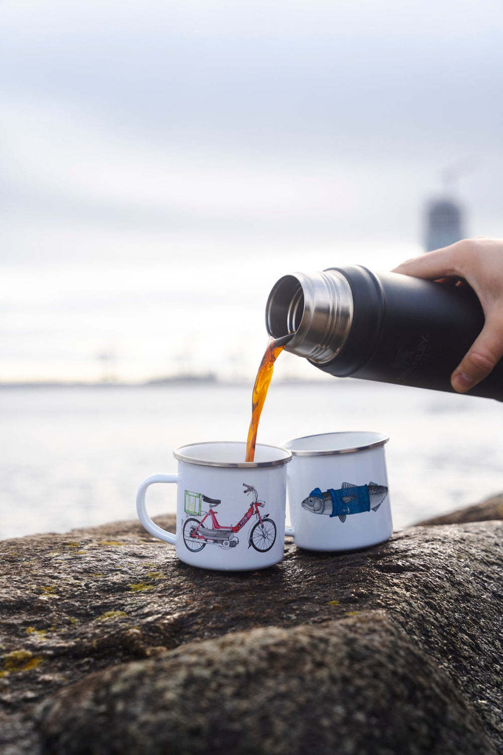 Lakor Lakor, Enamel mug, Red puch