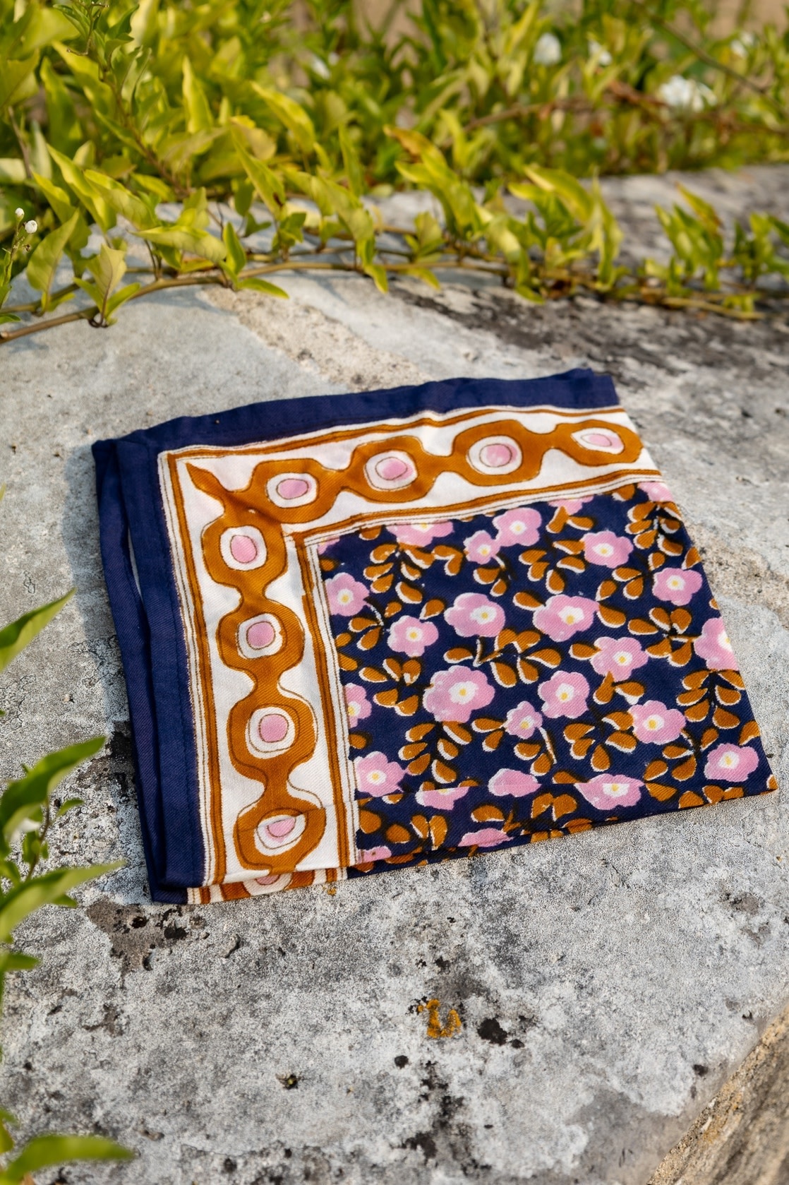 Love Explorers Love Explorers, 70s Flower Scarf, navy