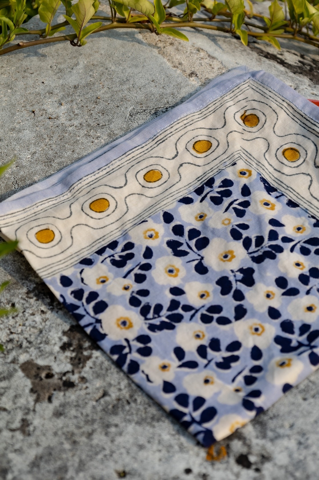 Love Explorers Love Explorers, 70s Flower Scarf, blue