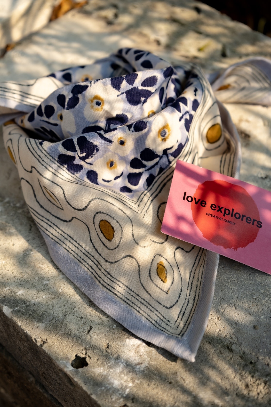 Love Explorers Love Explorers, 70s Flower Scarf, blue