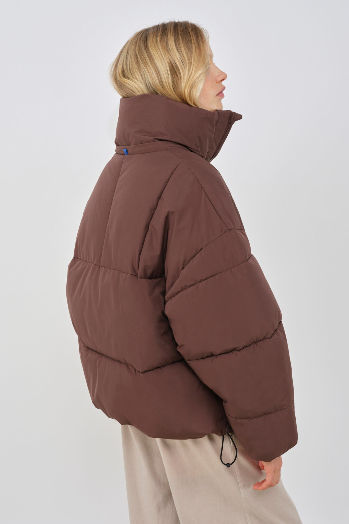 Embassy of Bricks and Logs Embassy of Bricks and Logs, Zonza Puffer, french, M
