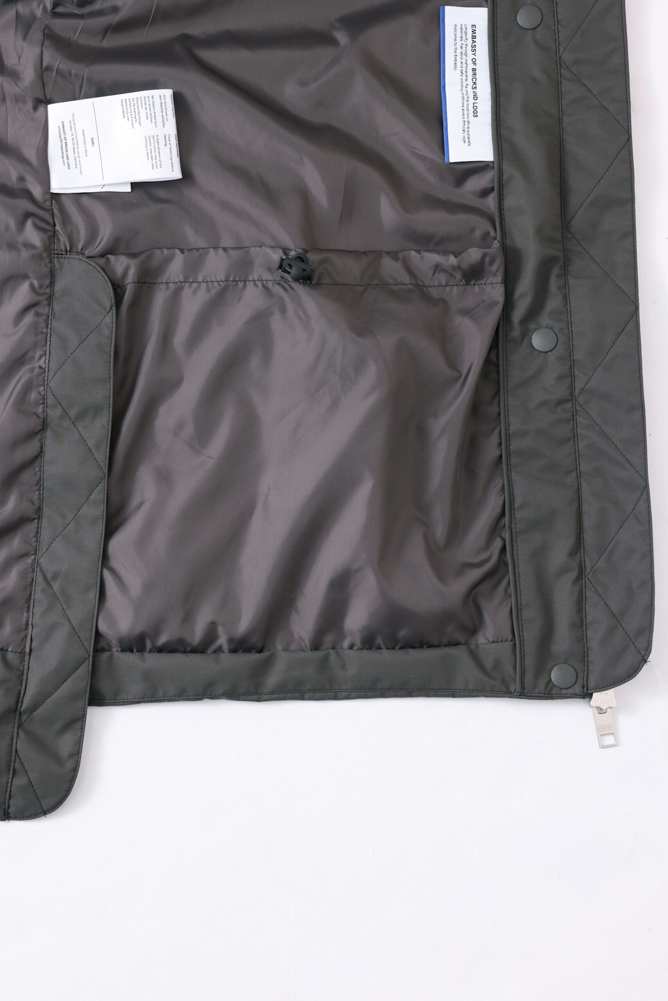 Embassy of Bricks and Logs Embassy of Bricks and Logs, Hydra Rainjacket, faded black, M