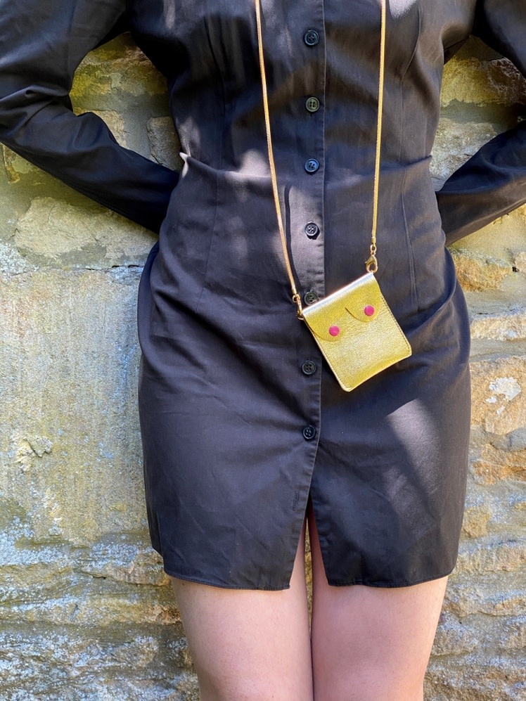 Alkemest, Boob Pouch Chain, gold metallic